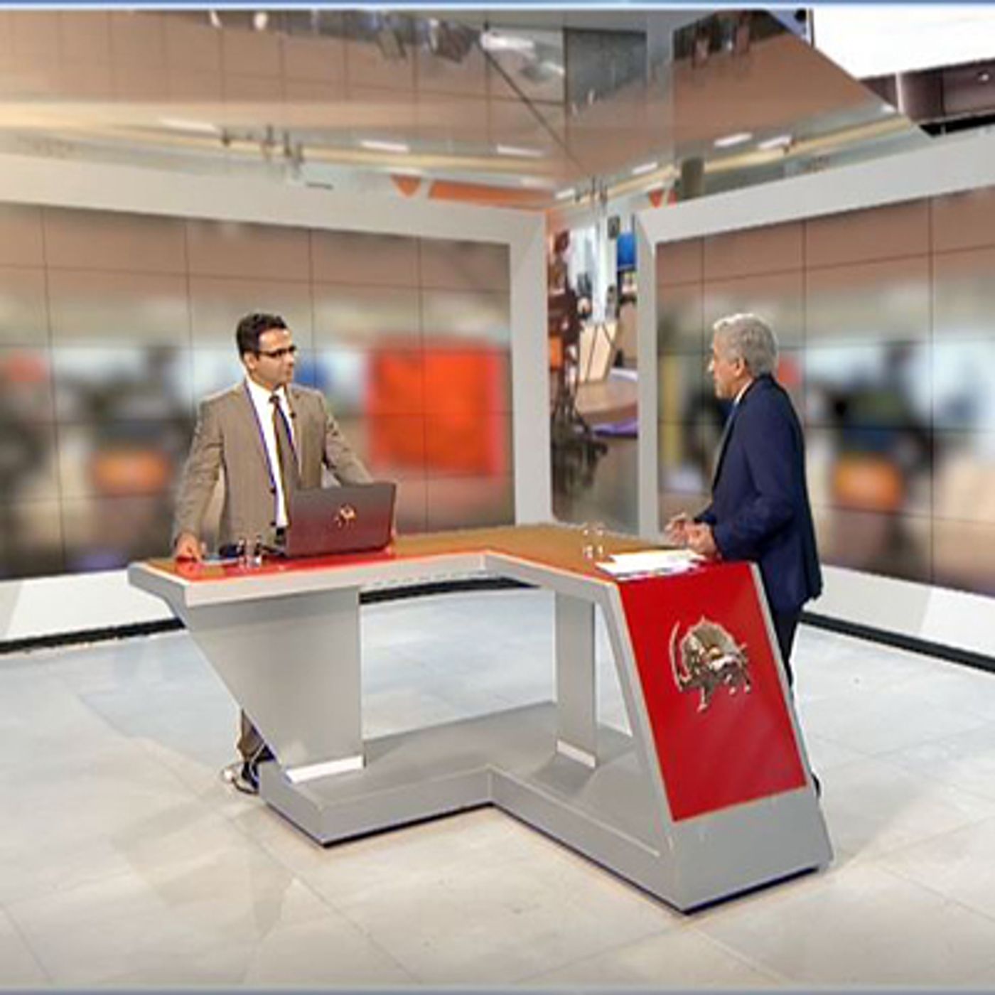 قیام آبان- گفتگو با خسرو شکراللهی episode artwork