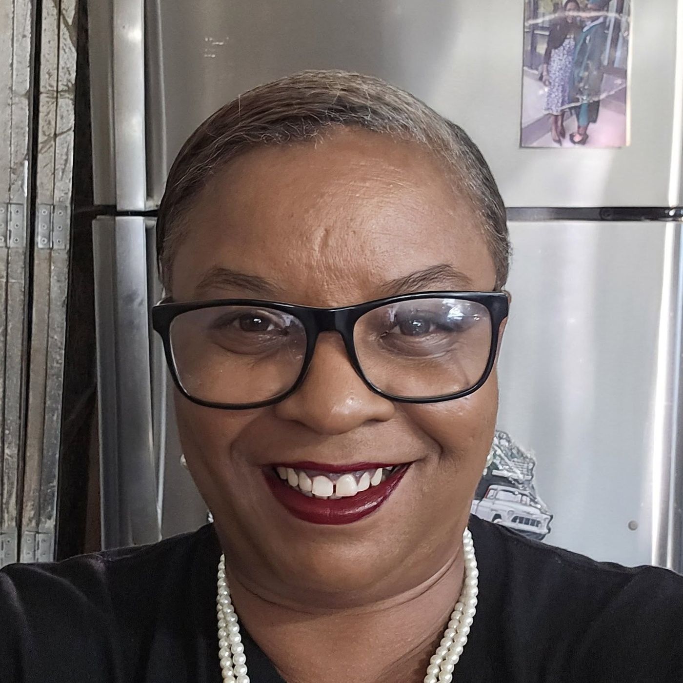 Author/Media Host Stacey Thomas returns to Conversations LIVE ~ #mediapersonality #authorspotlight episode artwork