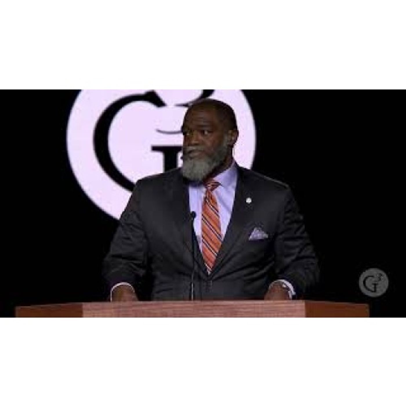 Voddie Baucham  - Worship the Son of God