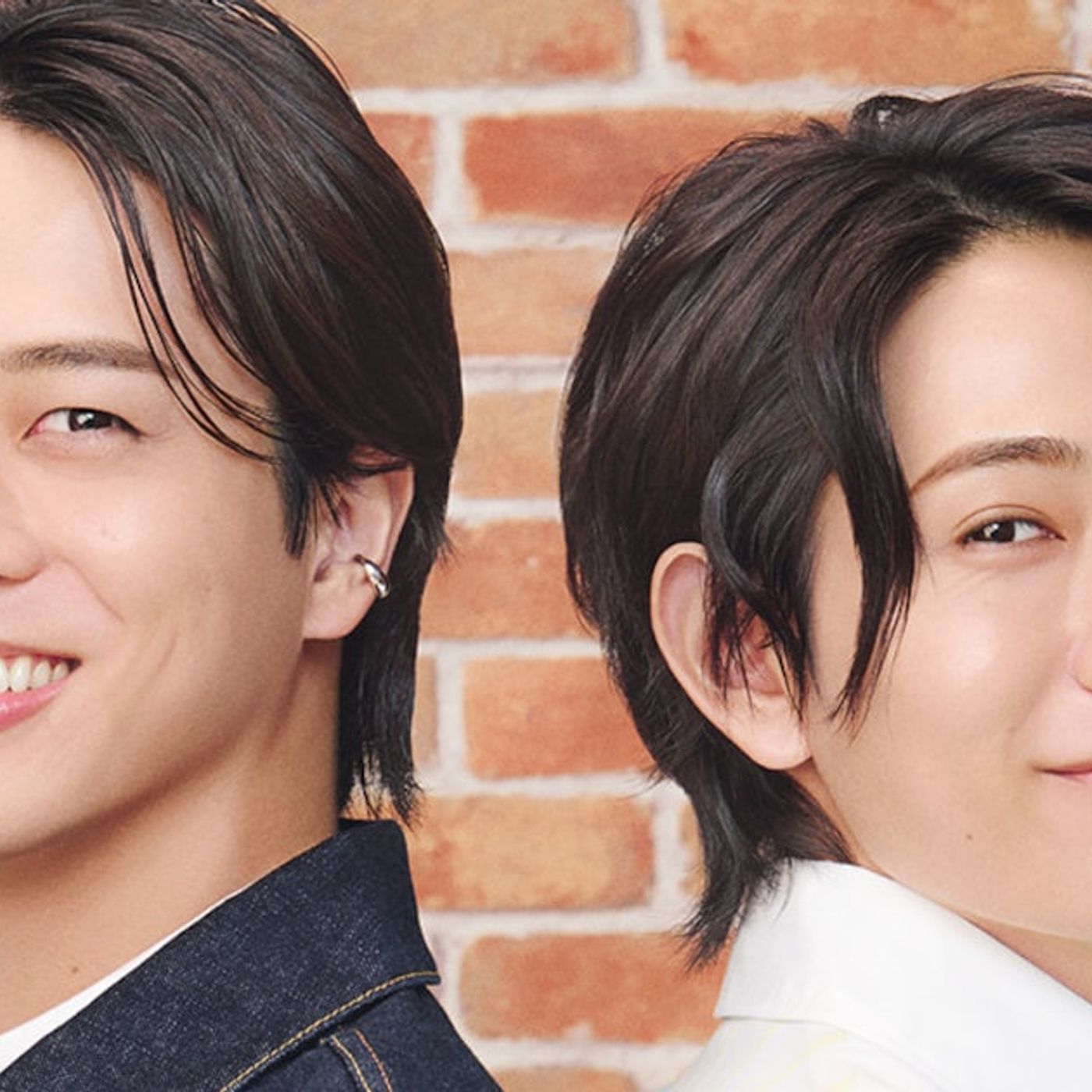 timelesz寺西拓人＆橋本将生、背中合わせでさわやか笑顔！チャーム付きミニポーチ当たるキャンペーンも - 音楽ナタリー episode artwork