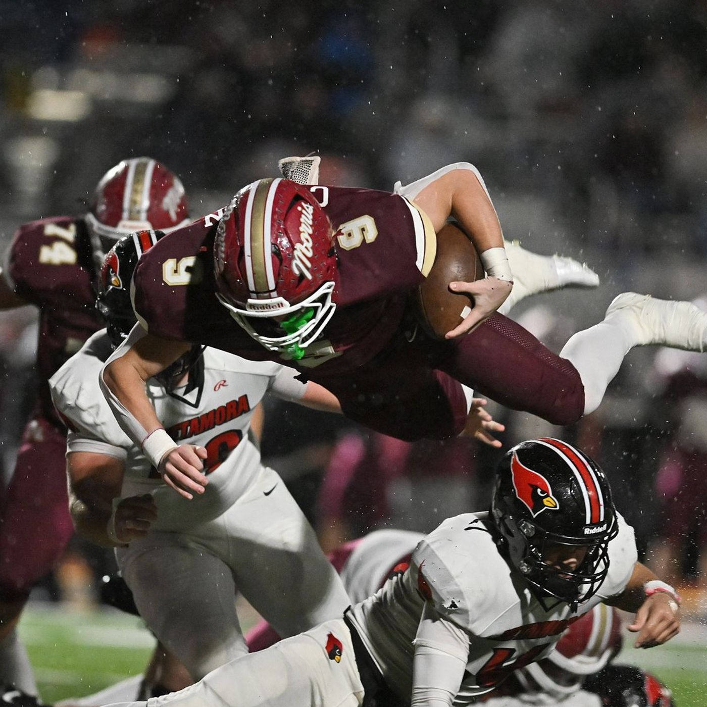 Points aplenty for local teams into Round 2: The Herald-News football notebook