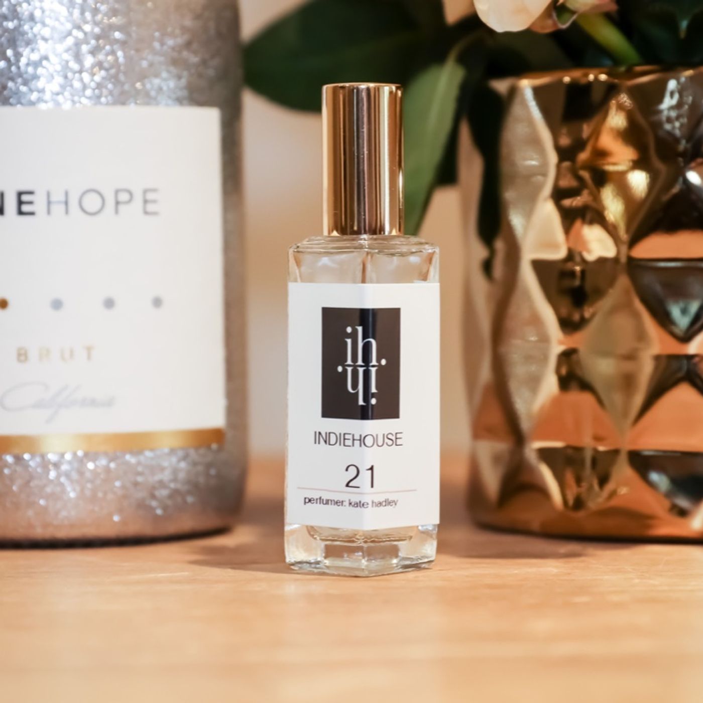 Design Your Signature Fragrance at INDIEHOUSE