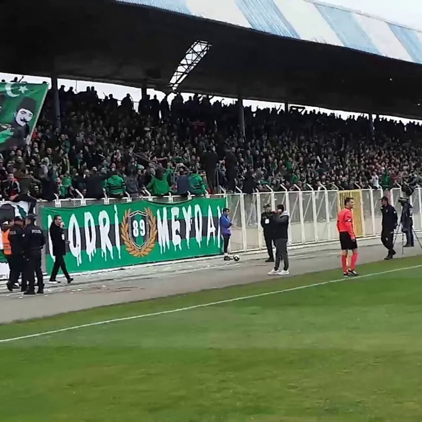 İzmitin Çocuğu Herkese Yeter! (KOCAELİSPOR) episode artwork