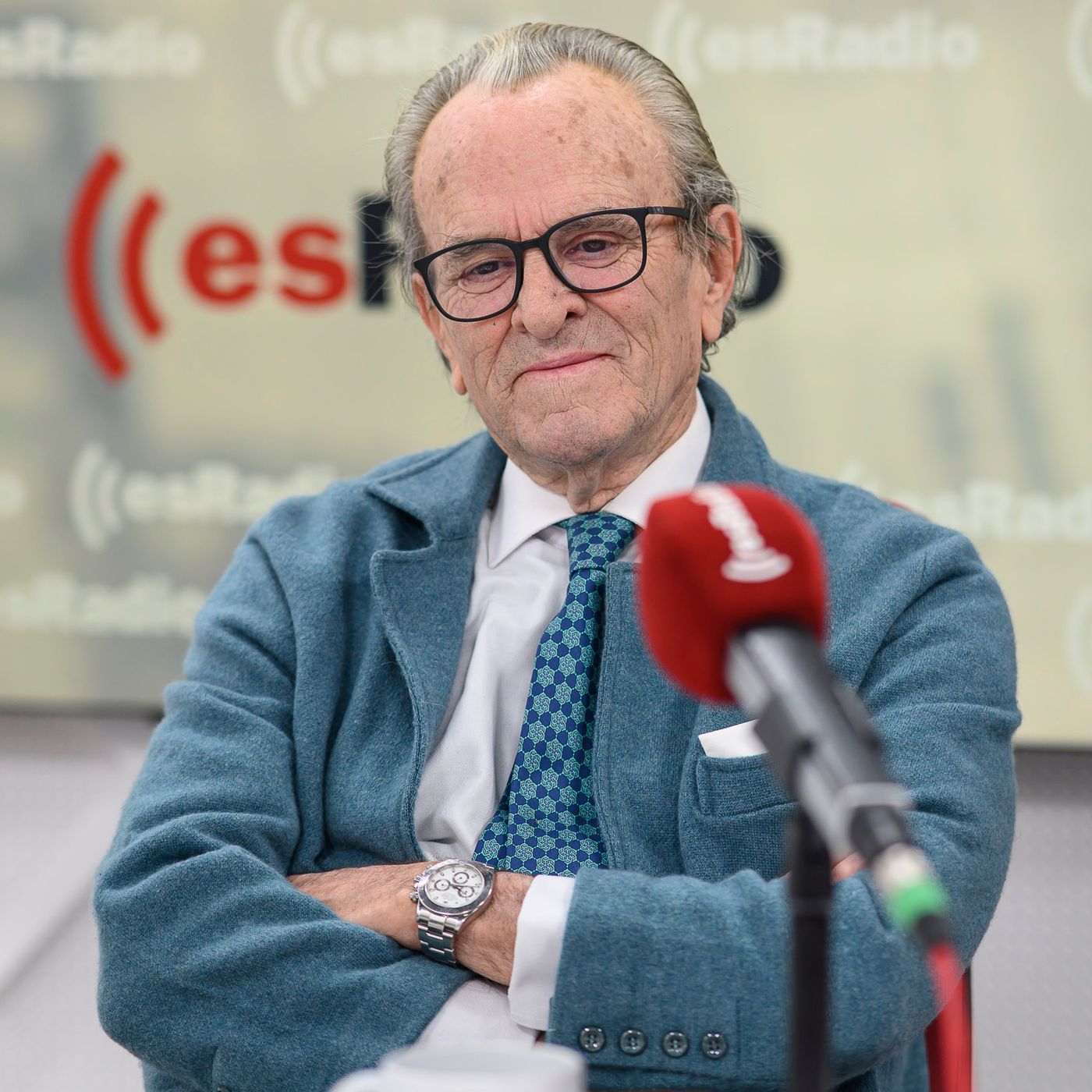 Federico entrevista a Hernández Mancha