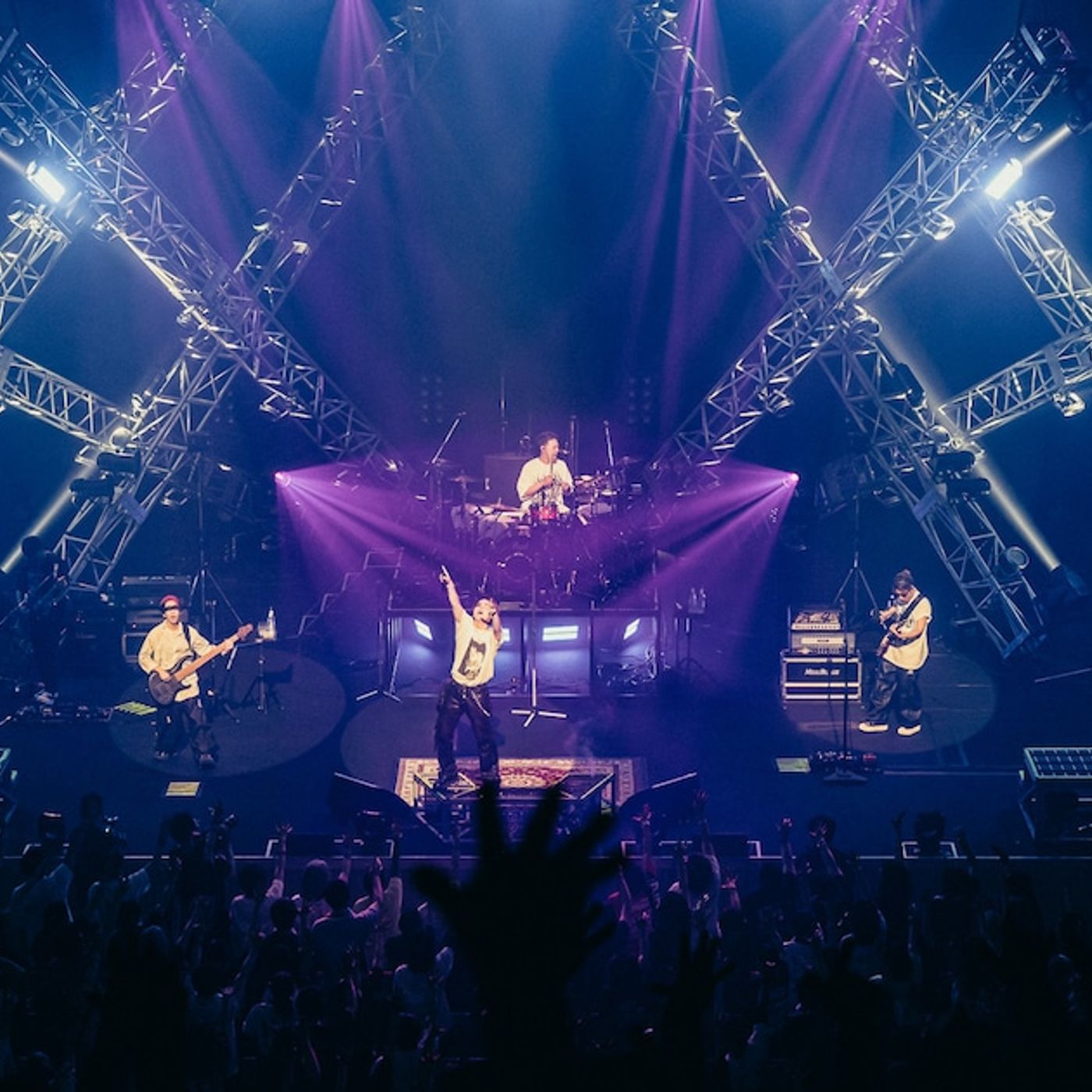 SPYAIR新曲はアニメ「転生重騎士」OP主題歌、恒例「JUST LIKE THIS」今年は日韓で - 音楽ナタリー episode artwork