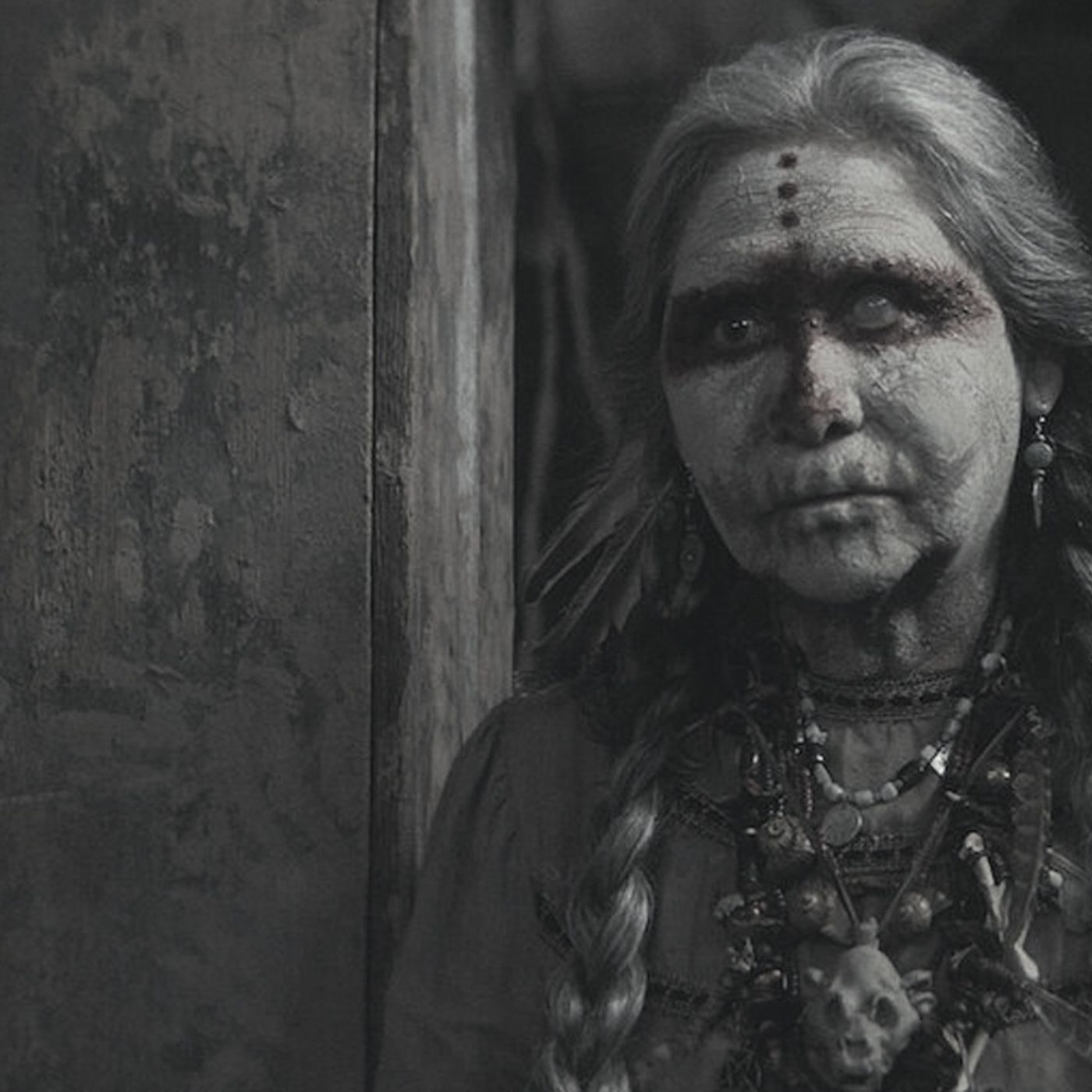 Escapé Del Ritual Que Mi Propia Madre Preparó Para Mí - Historias De Terror - Voces De La Noche