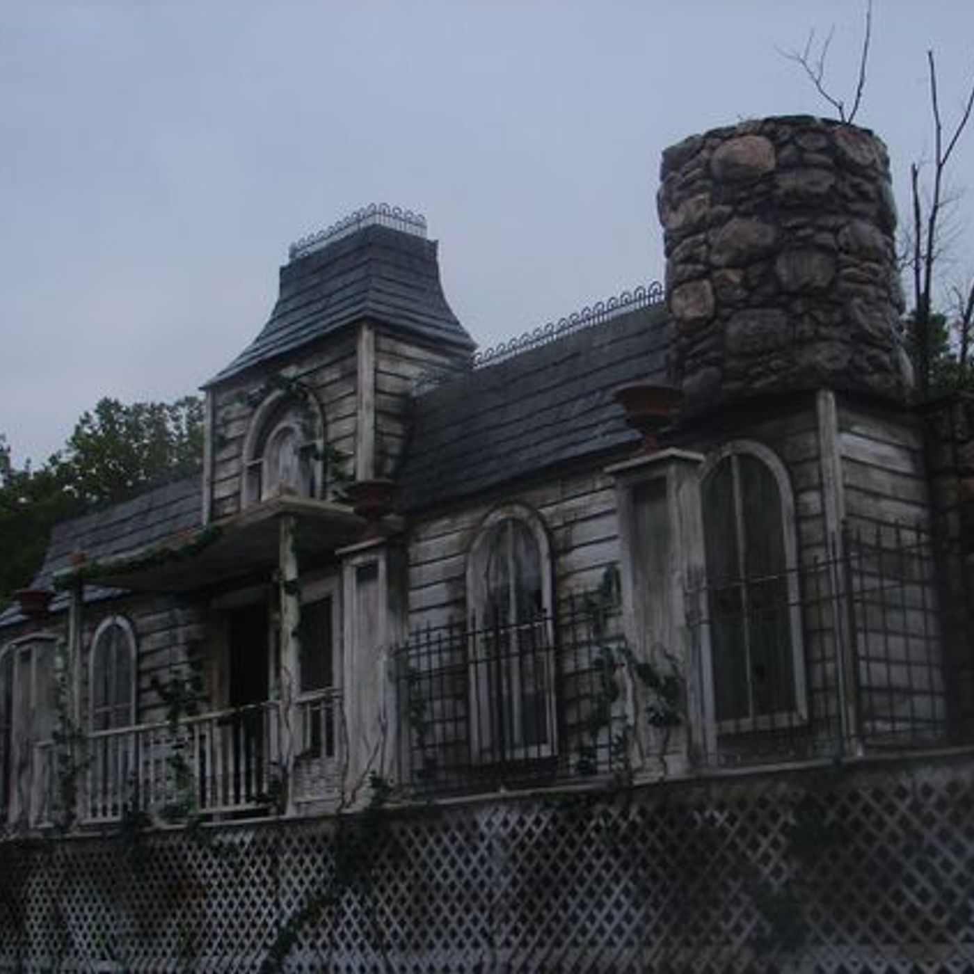 Episode 37 Haunted Missouri, a Road Trip through the Land of Odd episode artwork