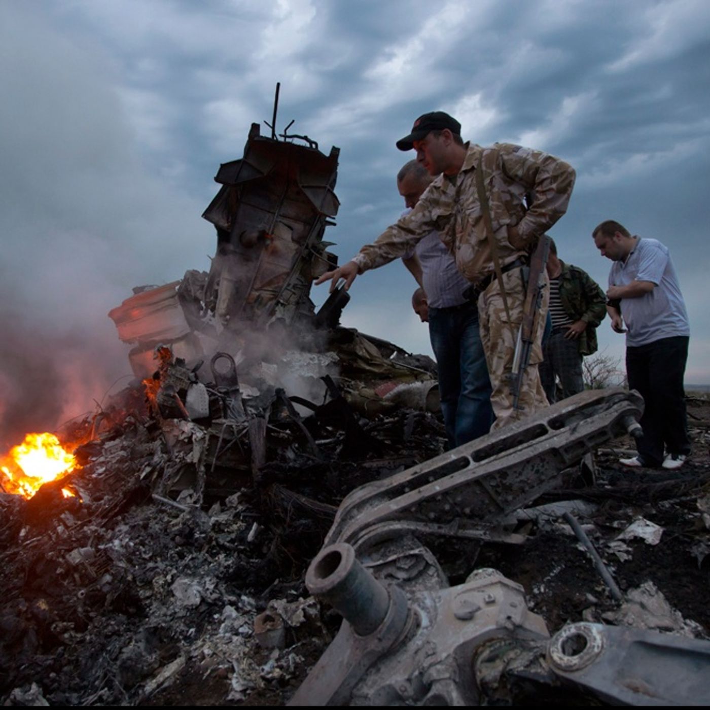 News: Plane Crash Ukraine, Saddle Seats episode artwork