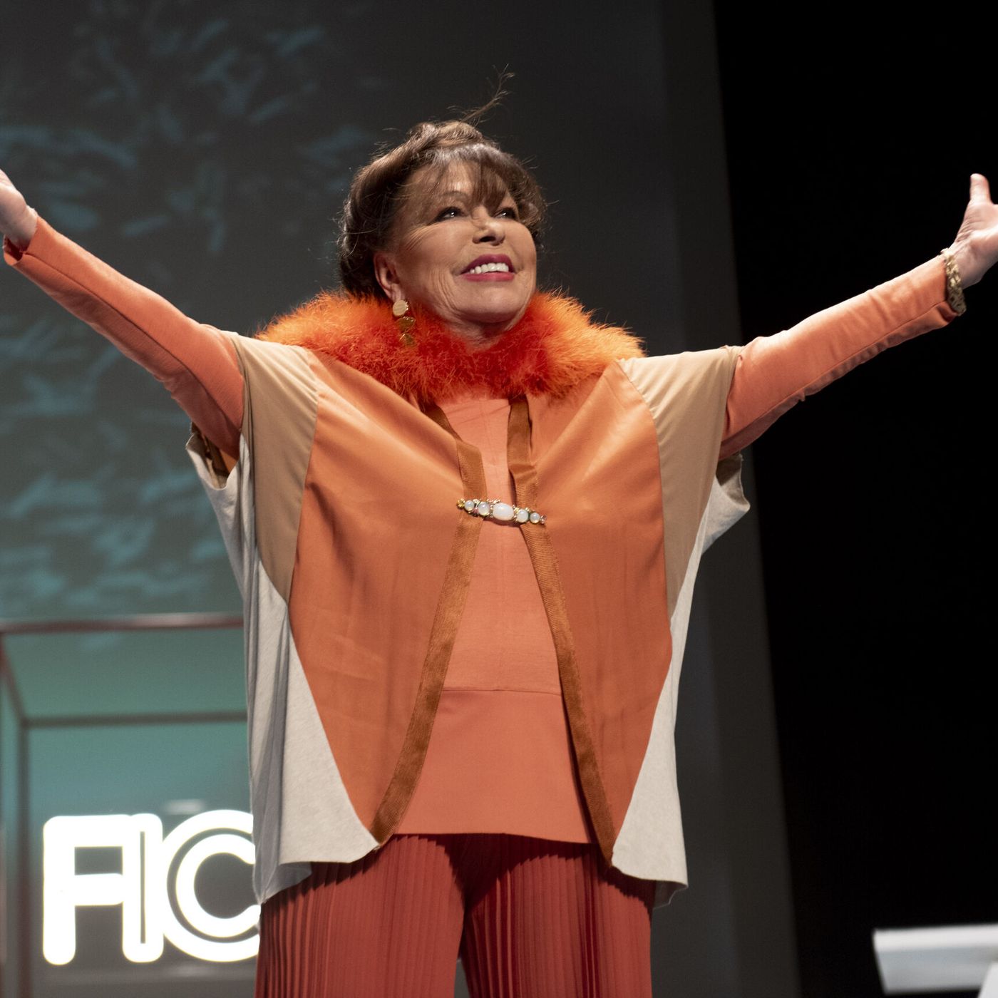 Massiel: "Estaba con el señor Frenadol en la cama. Claro, a los 78 años, ¿con quién coño vas a estar?"