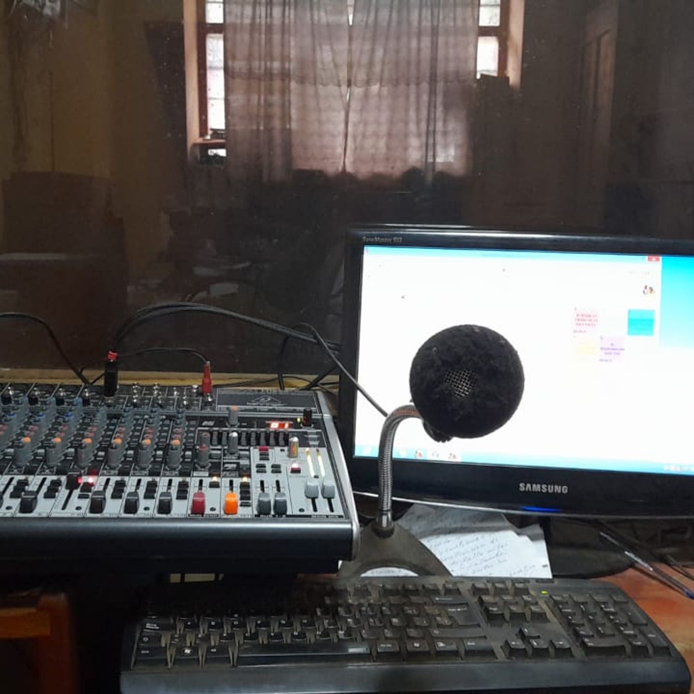 📻🙂 Radio en vivo 08/01/2025 participa presidente del frente de defensa de Mollepata episode artwork