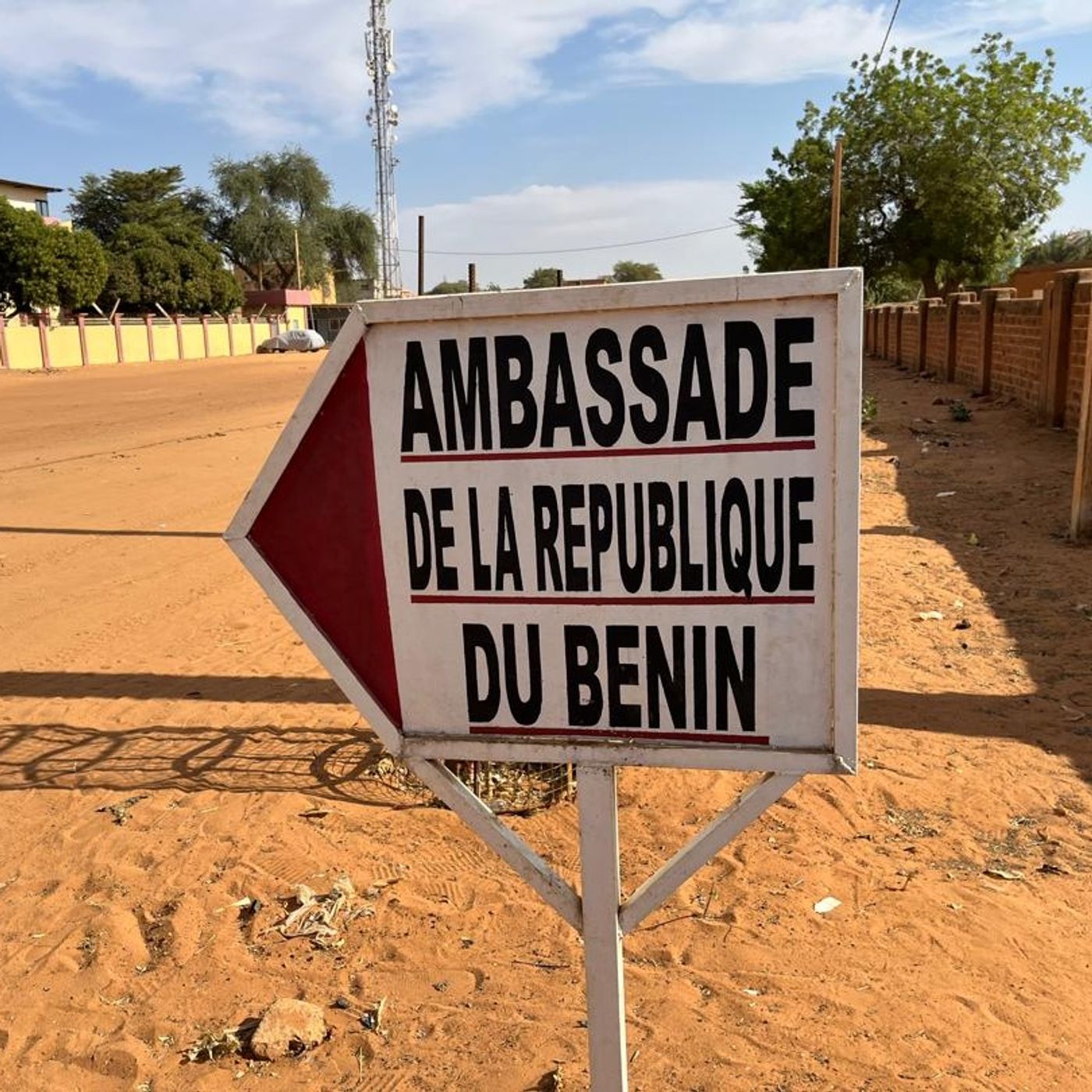 Le journal du 05 janvier 2025 - Suspension des services consulaires de l’ambassade du Bénin au Niger episode artwork