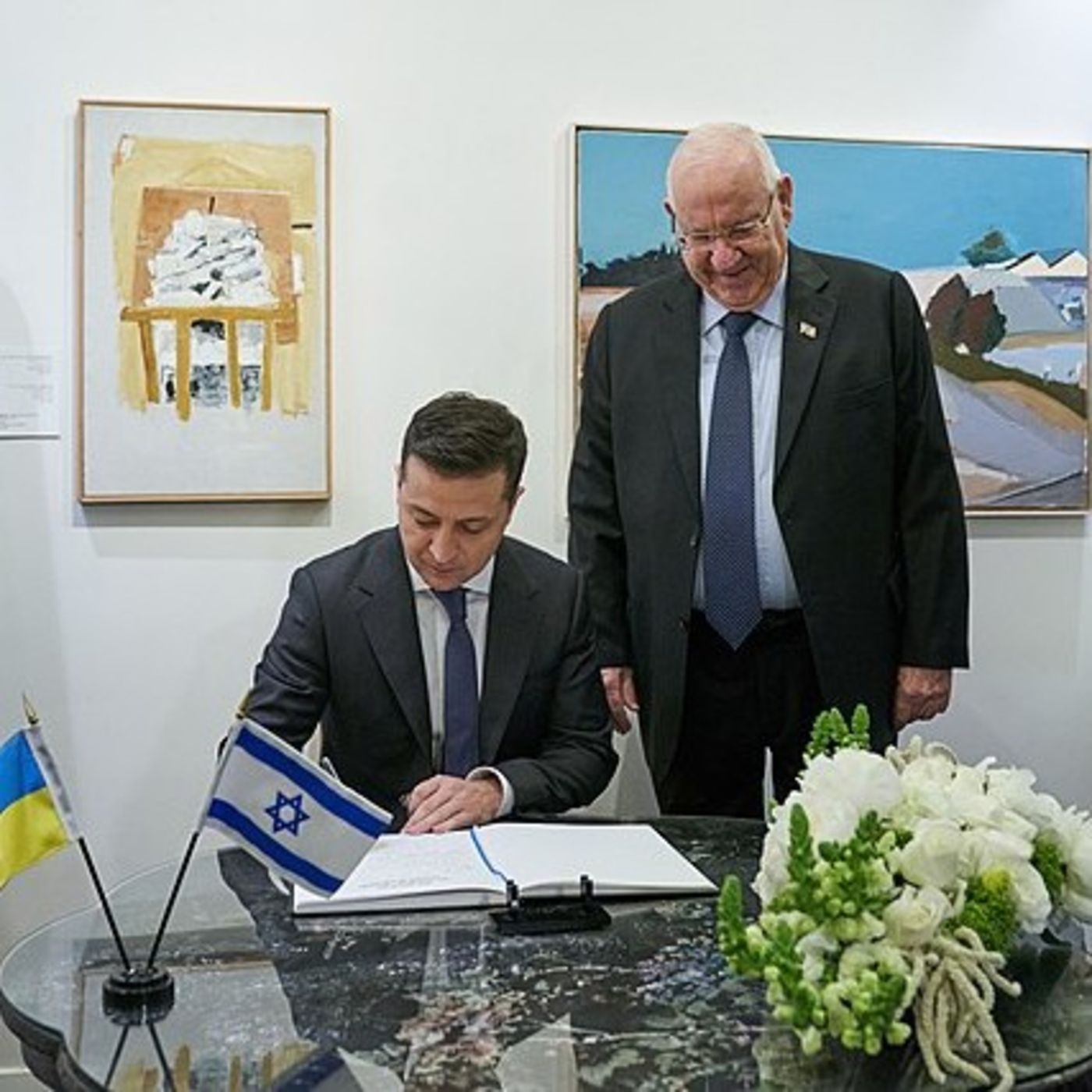 Ep 1515 - Zelensky Says His Goal is to Turn Ukraine Into a 'Greater Israel'
