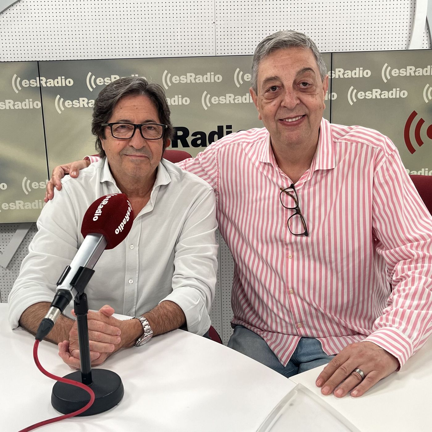 Una Hora Contigo: Manuel Gómez Pereira episode artwork