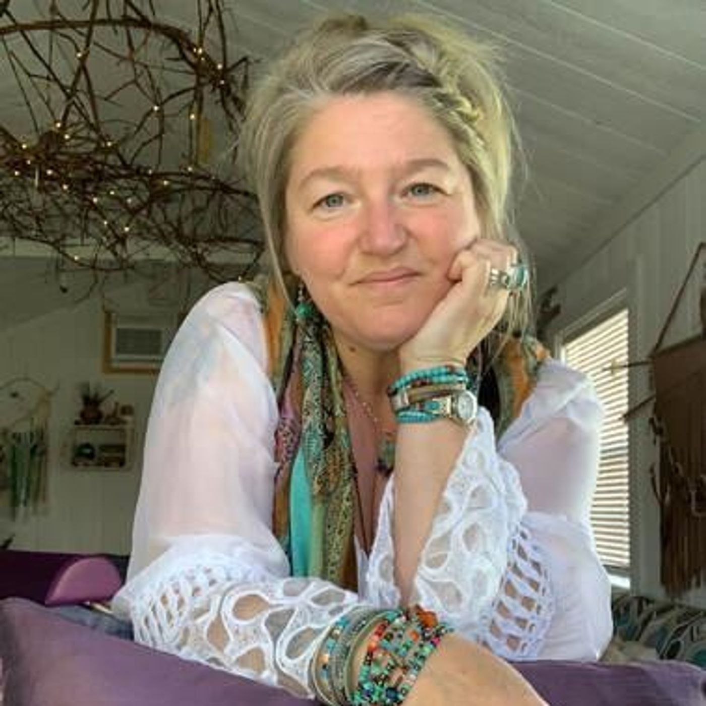 The Dr. Diane Show: Revolutionary Expansion of Mind, Body, and Soul