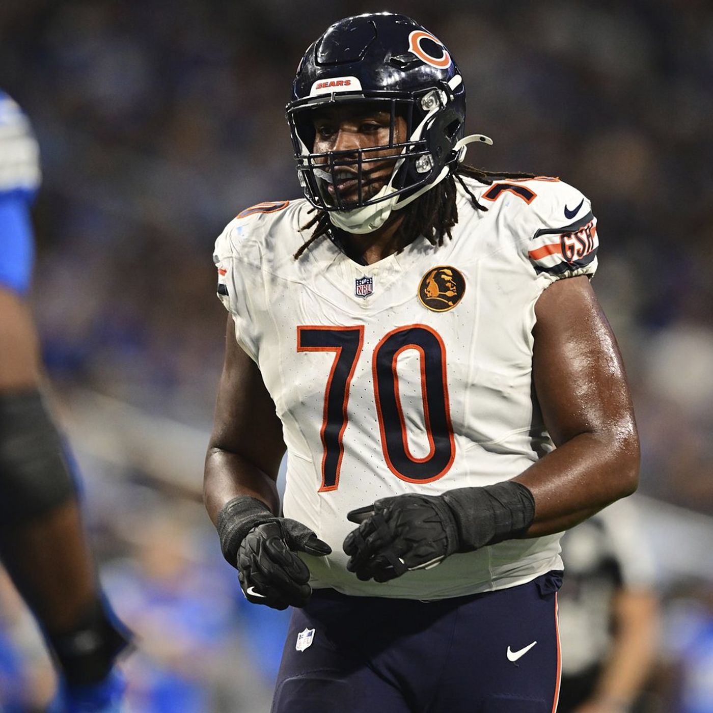 Chicago Bears minicamp report: Braxton Jones regains trust in himself competing for left tackle job episode artwork
