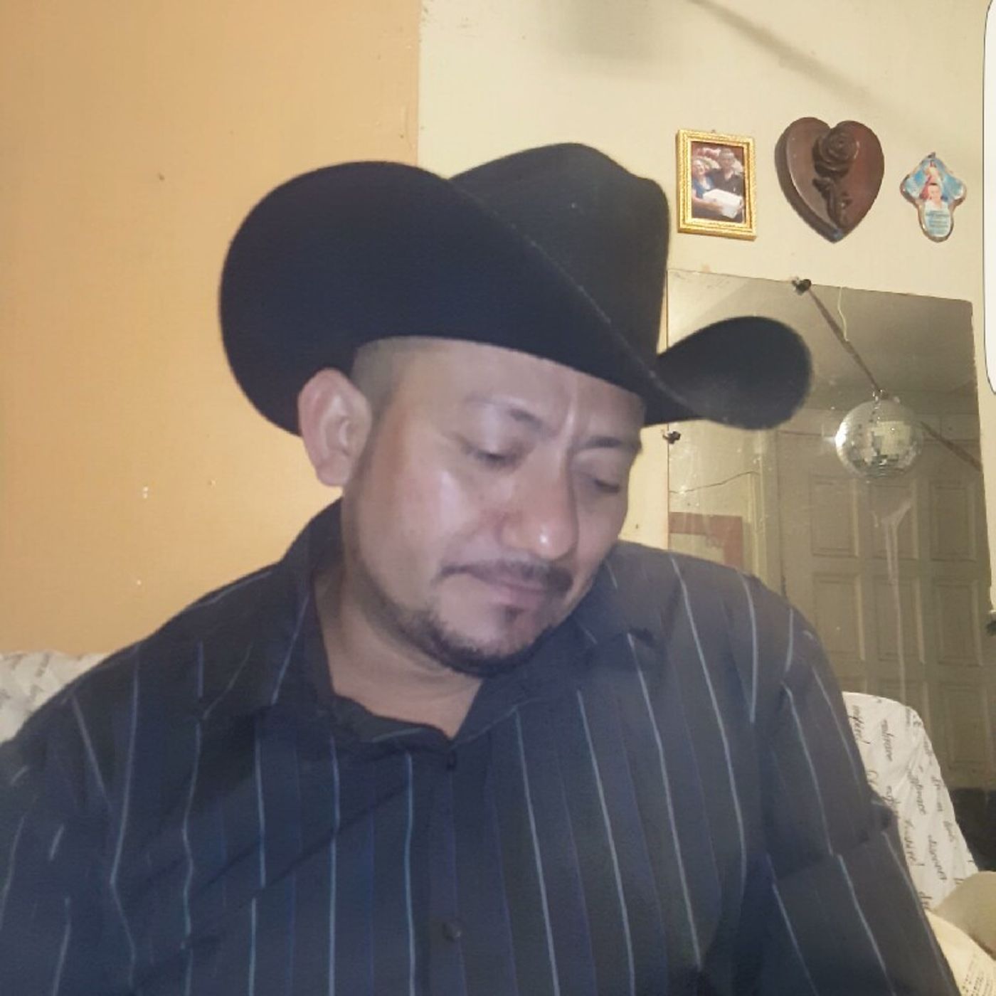 Yo Según que Cantando