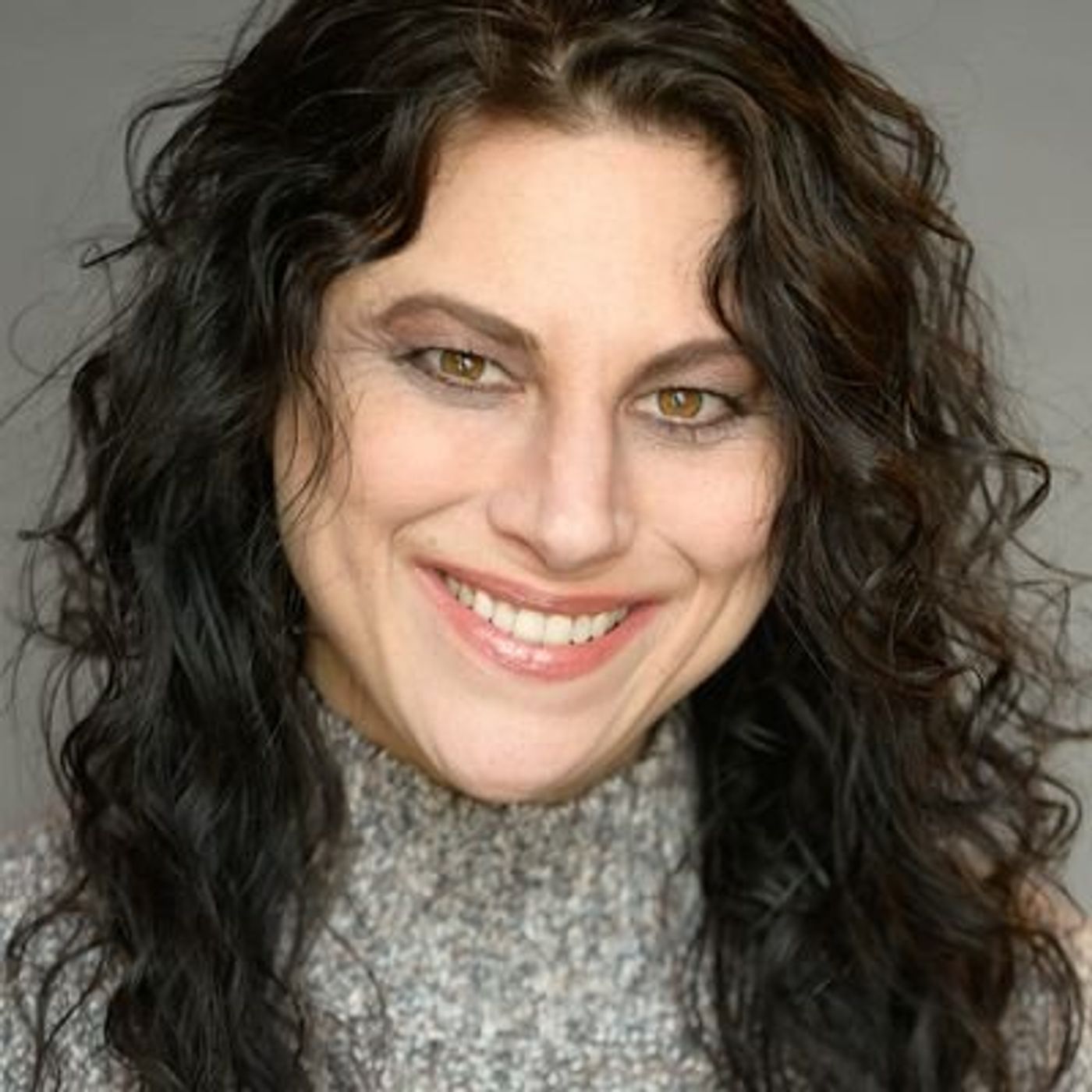 The amazing Mindy Dougherty is my very special guest talking about her book "A Resilient Warrior"! episode artwork