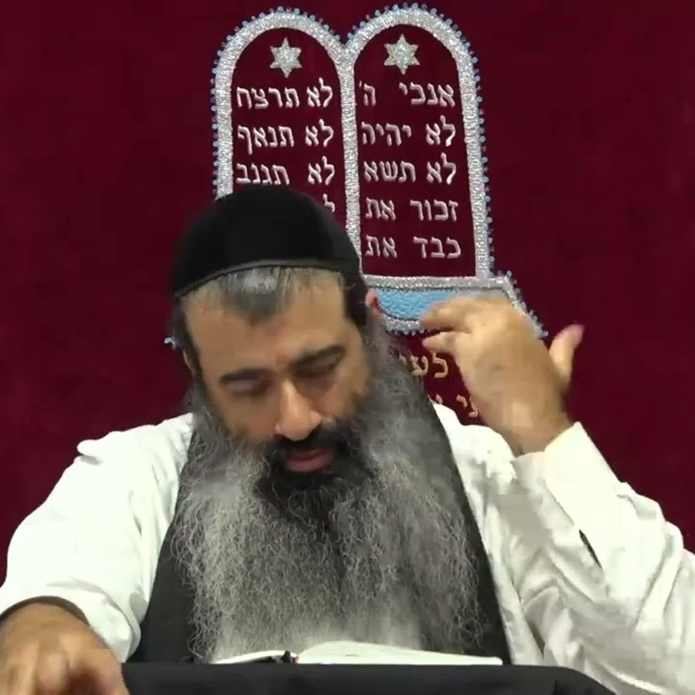המלכות מקנה את מדרגת הכתר 29 episode artwork
