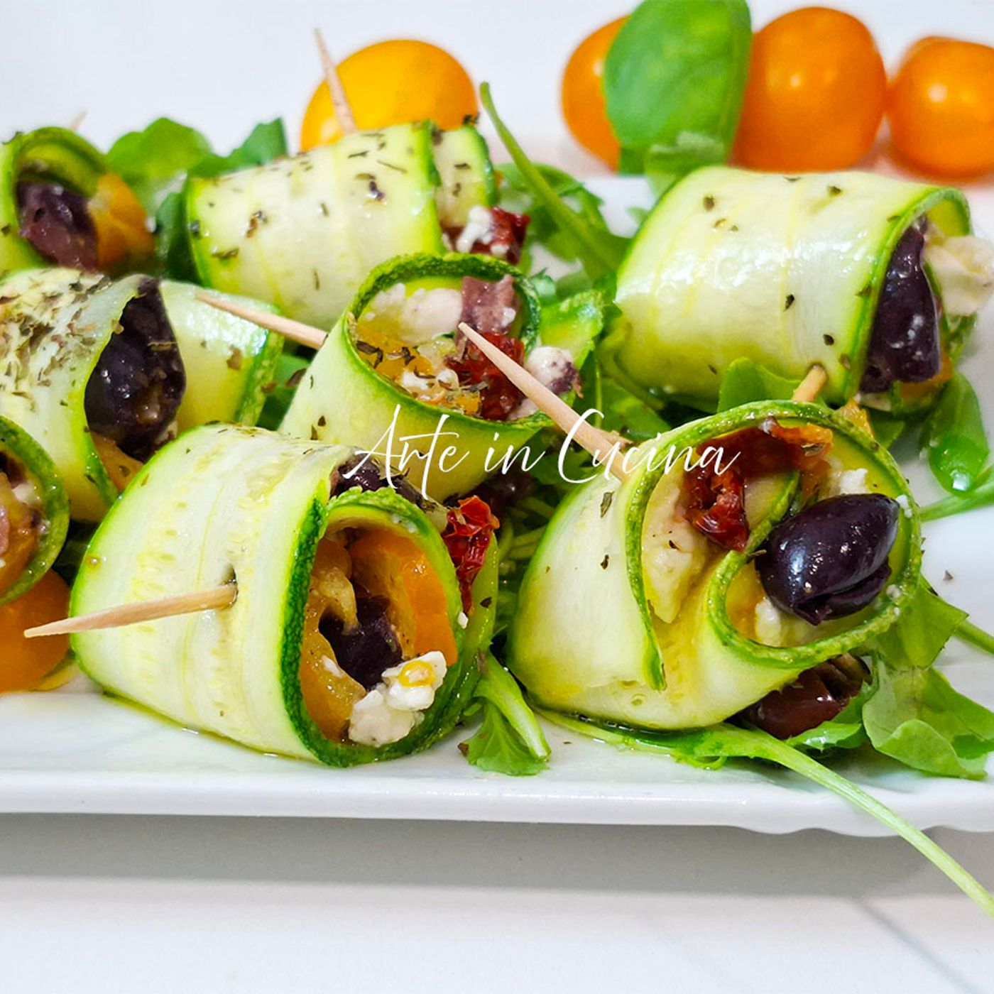 ROTOLINI di ZUCCHINE alla MEDITERRANEA: involtini freddi senza cottura episode artwork