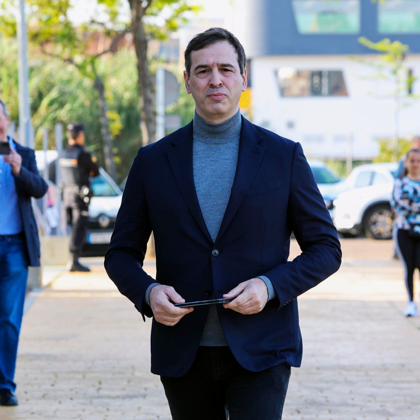 Federico a las 7: Continúa el paseíllo tras David Sánchez y Gallardo