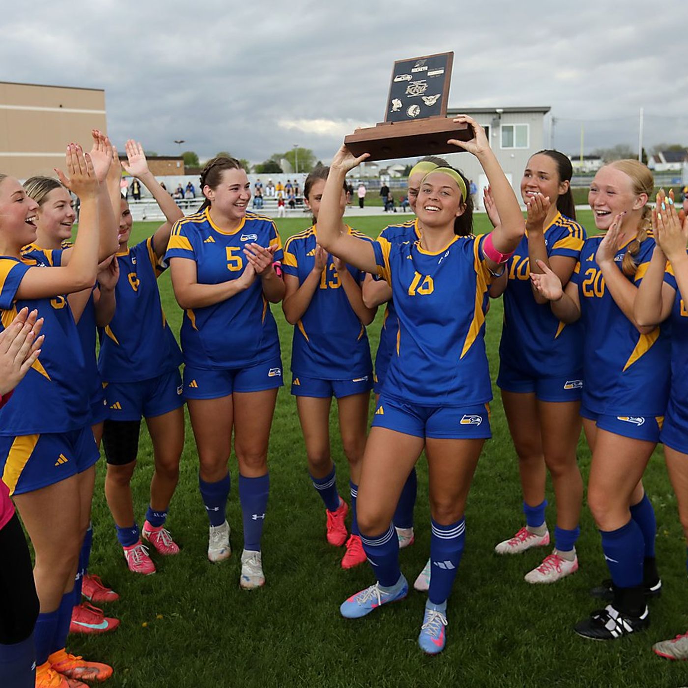 Johnsburg applies the pressure, pulls away from Harvard to clinch KRC regular season championship episode artwork