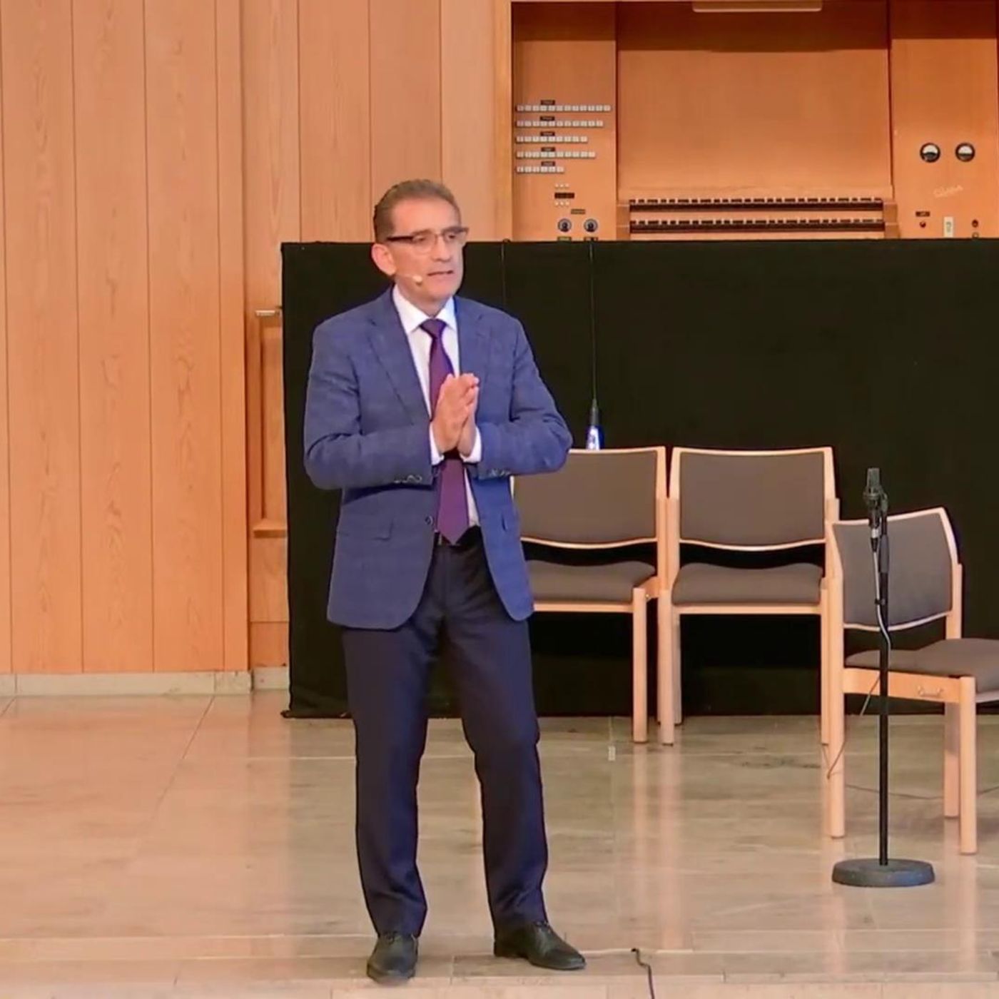 Regulile infantilismului | Familii pe termen scurt - Valentin Dănăiață Regulile infantilismului | Familii pe termen scurt - Valentin Dănăiață