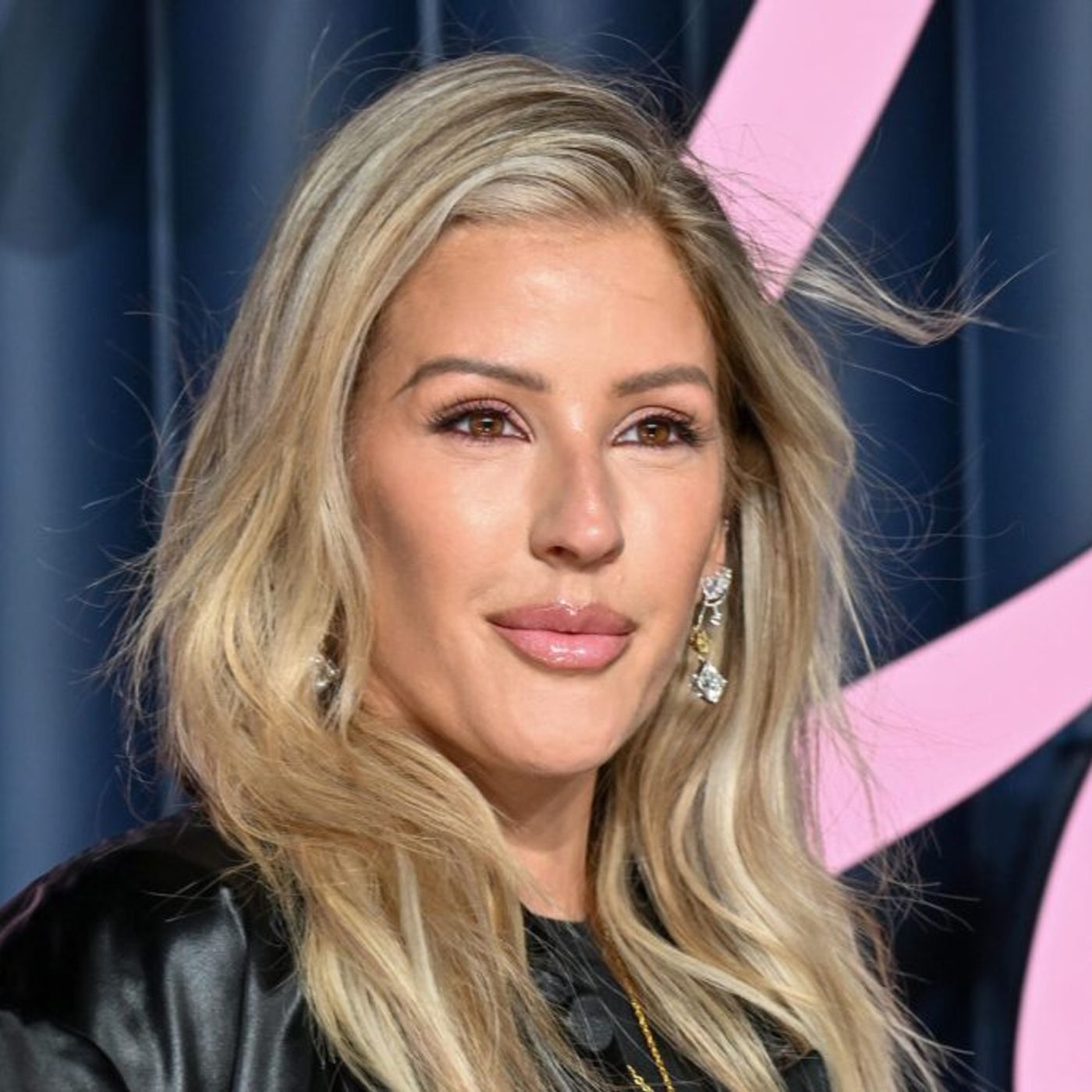 Ellie Goulding Sues Former Managers Over Live Nation Conflict of Interest episode artwork