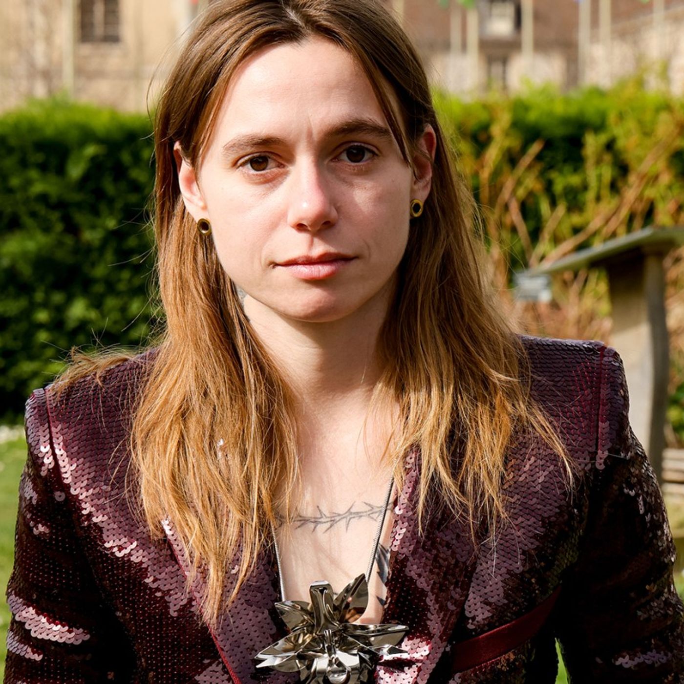 Julien Baker Announces Surprise Show at Nashville’s Third Man Records episode artwork