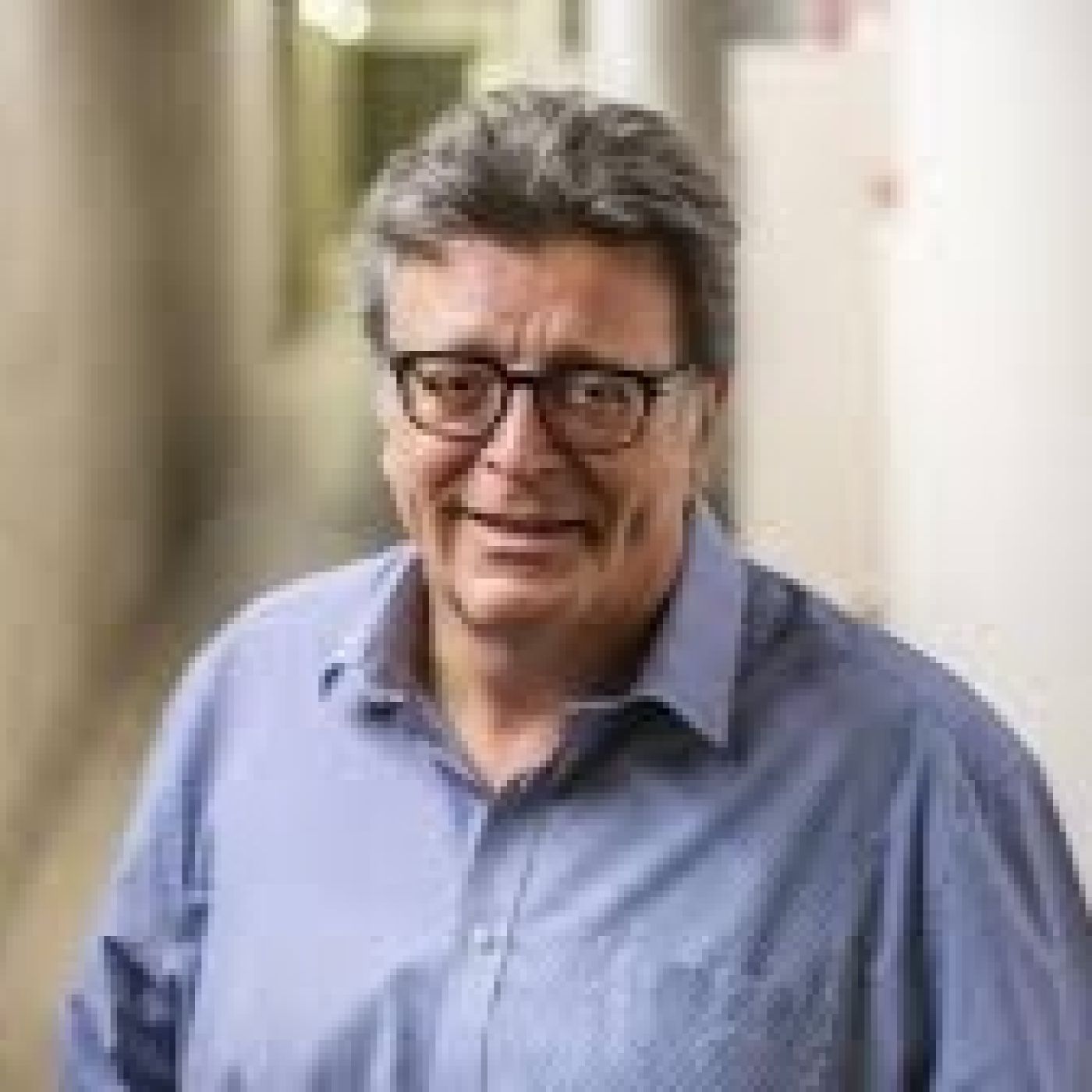 La Diez Capital Radio