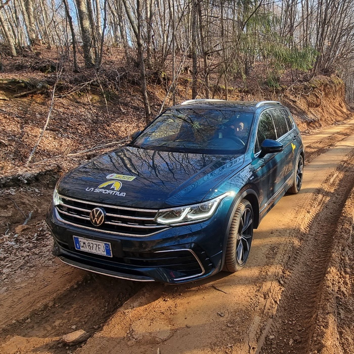 Volkswagen Tiguan R-Line - Bulgaria, terra di monasteri, montagne e misteri da esplorare episode artwork