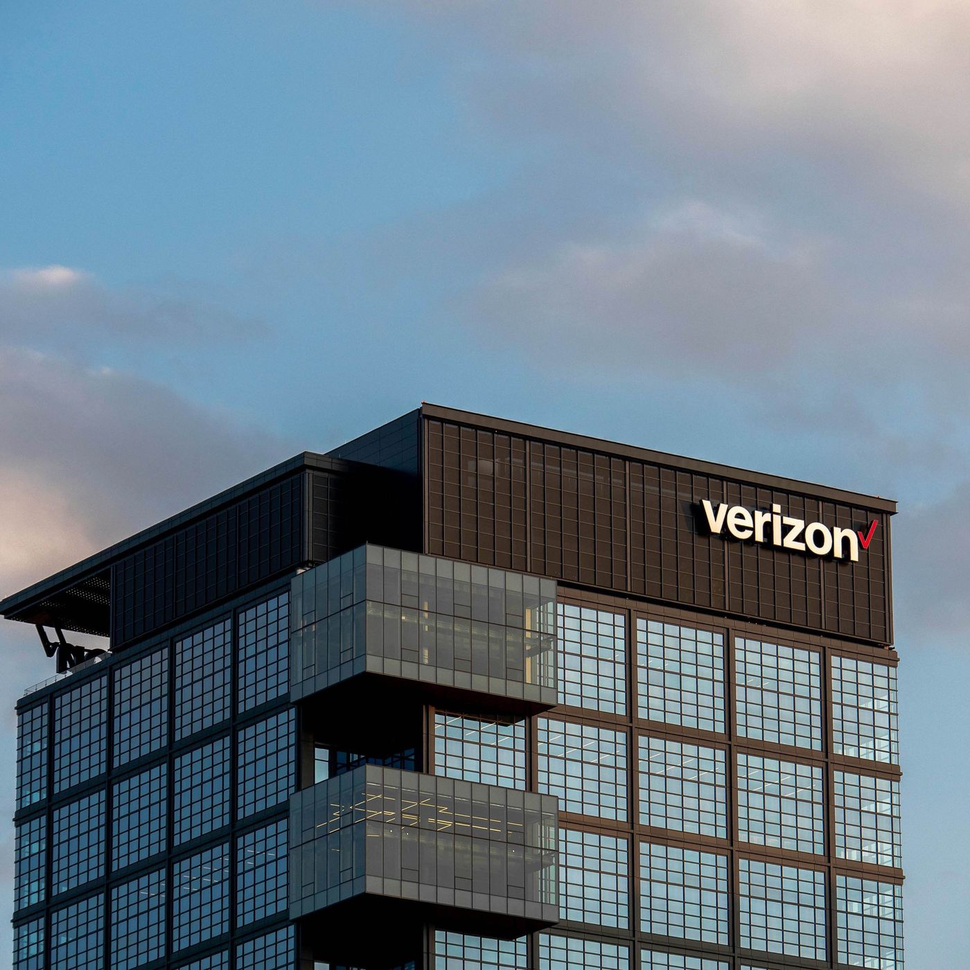 📶 Verizon 2026 Nationwide Outage and Recovery Guide episode artwork