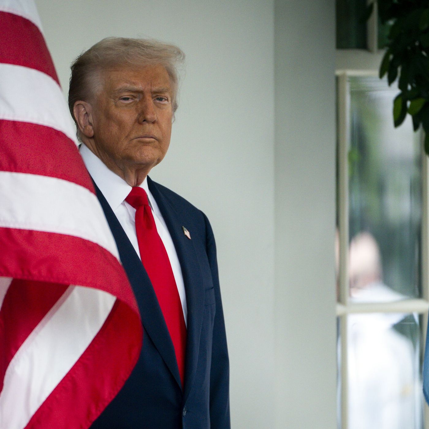 Tertulia La Trinchera: Donald Trump y 'El Pollo' Carvajal meten miedo a un Maduro acorralado