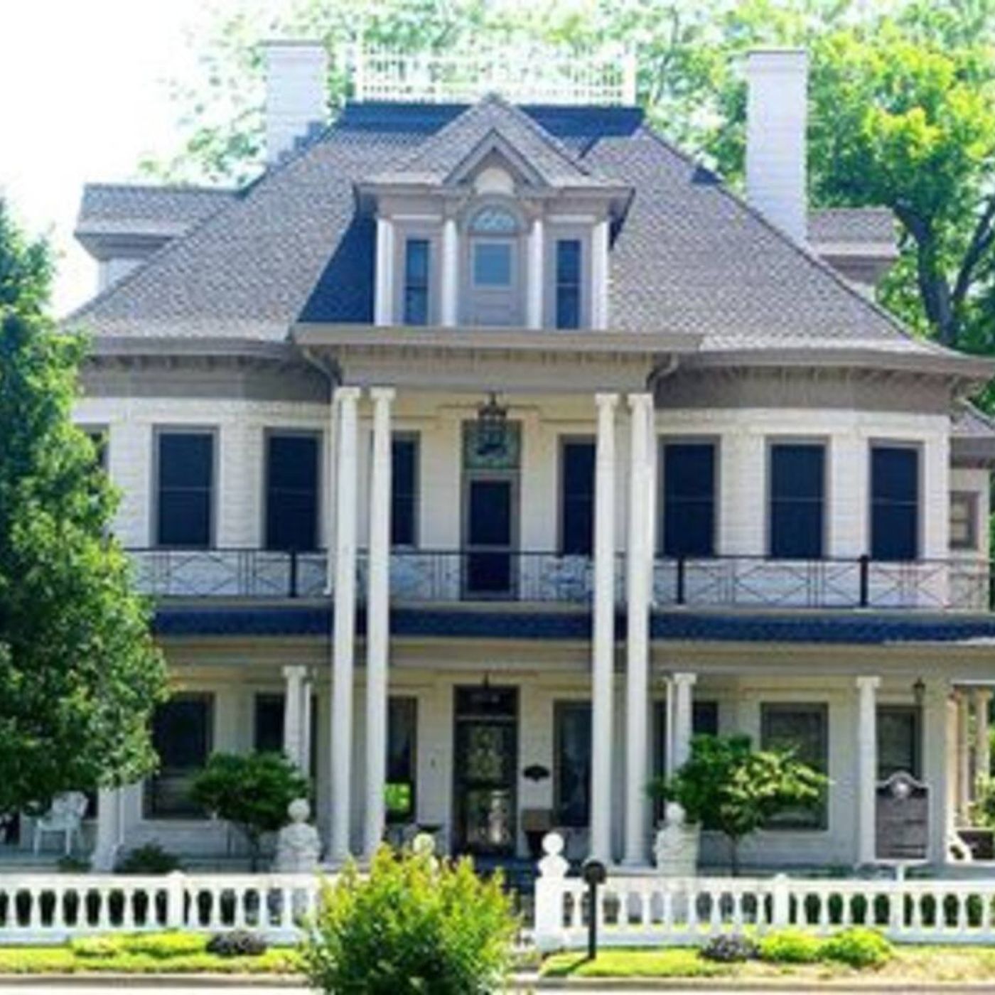 Walker Manor Bed & Breakfast - Memori Reusing on Big Blend Radio