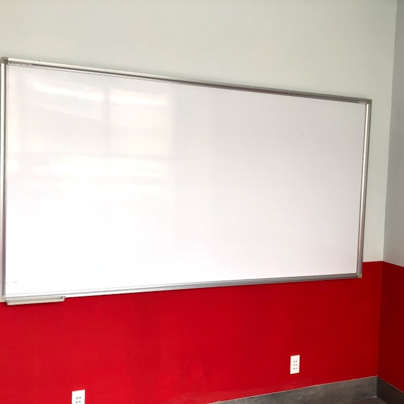 Bảng ghim bần Đại Phát