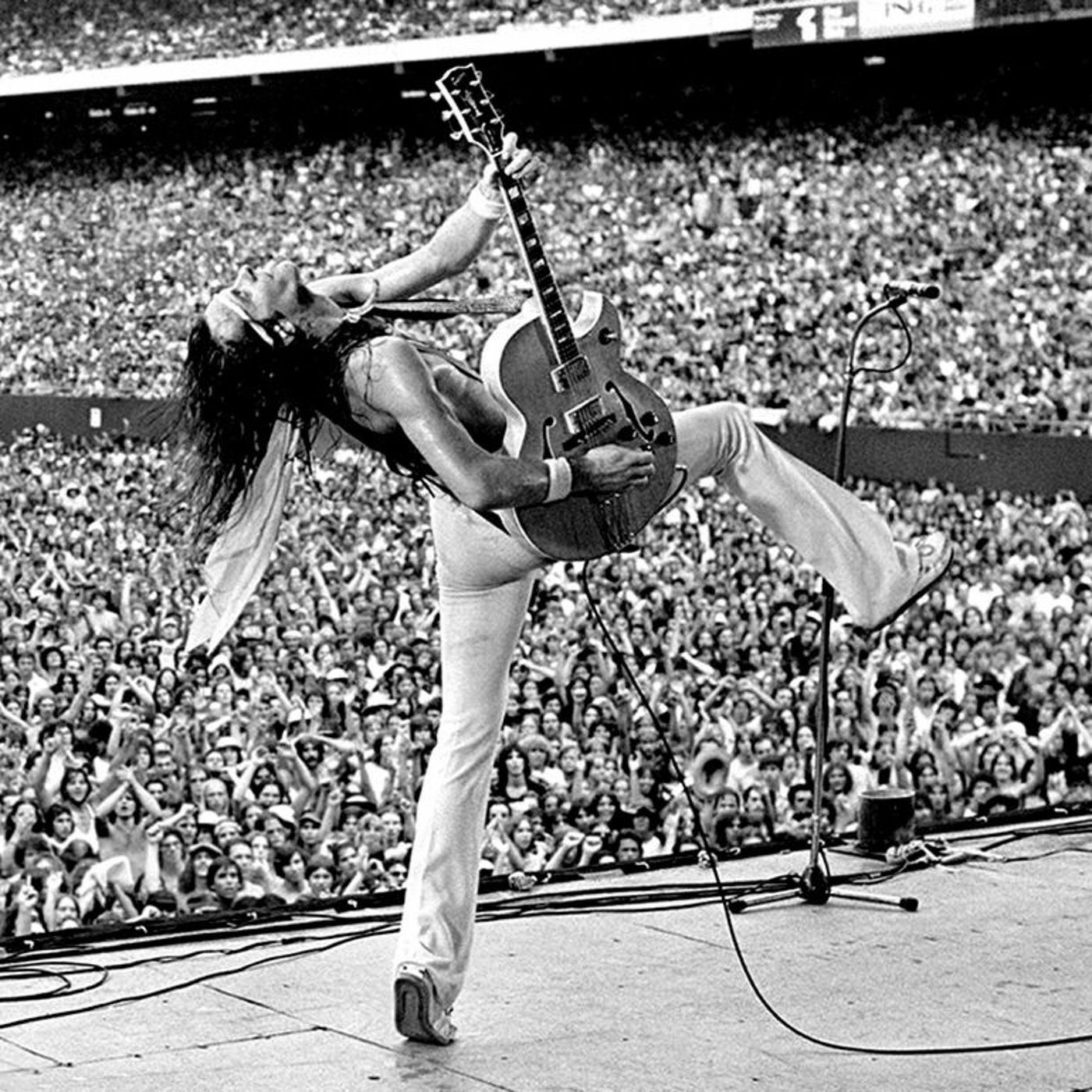 A Heavy Metal Podcast - The Mighty Decibel