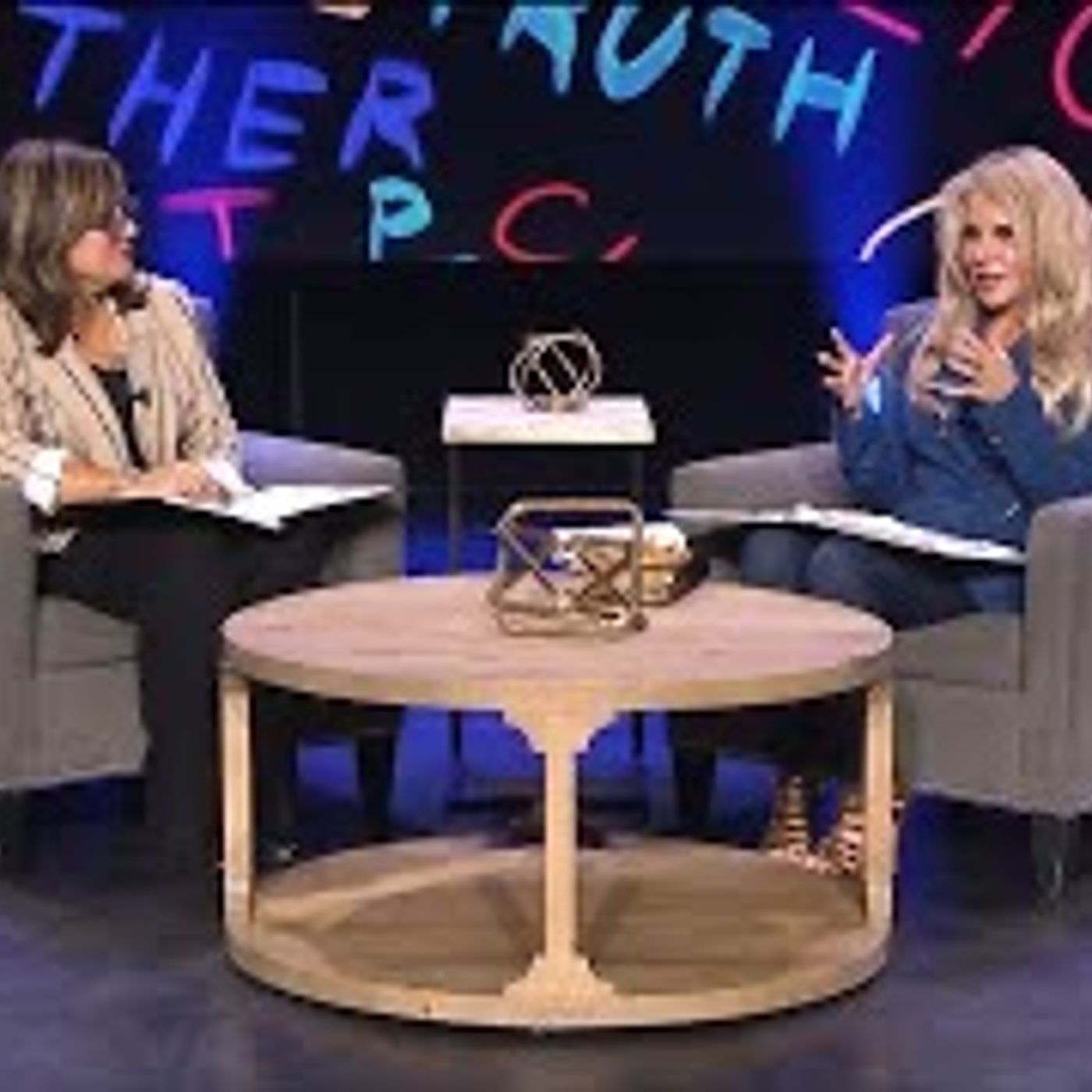 Uploads from Grace Grace with Nina Keegan and Michelle Humphreys - 291 - EP 199 Jesus Is The Open Door - Nina Keegan & Michelle Humphreys episode artwork