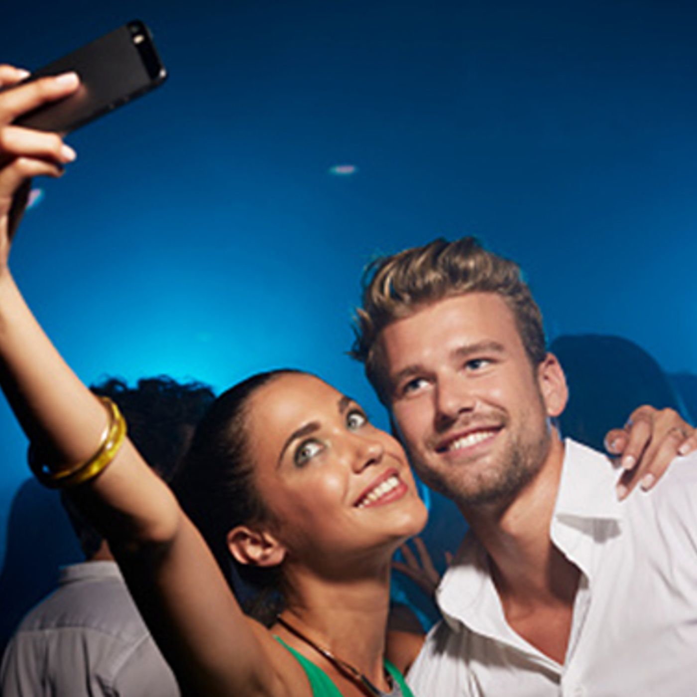 7-26 Selfies on a First Date