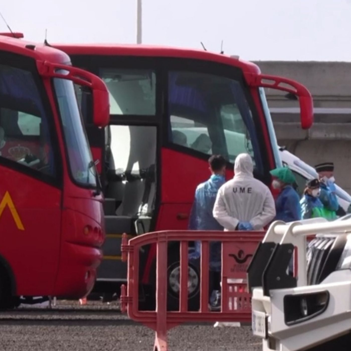Hantavirus: la nave è arrivata a Tenerife, iniziato lo sbarco episode artwork