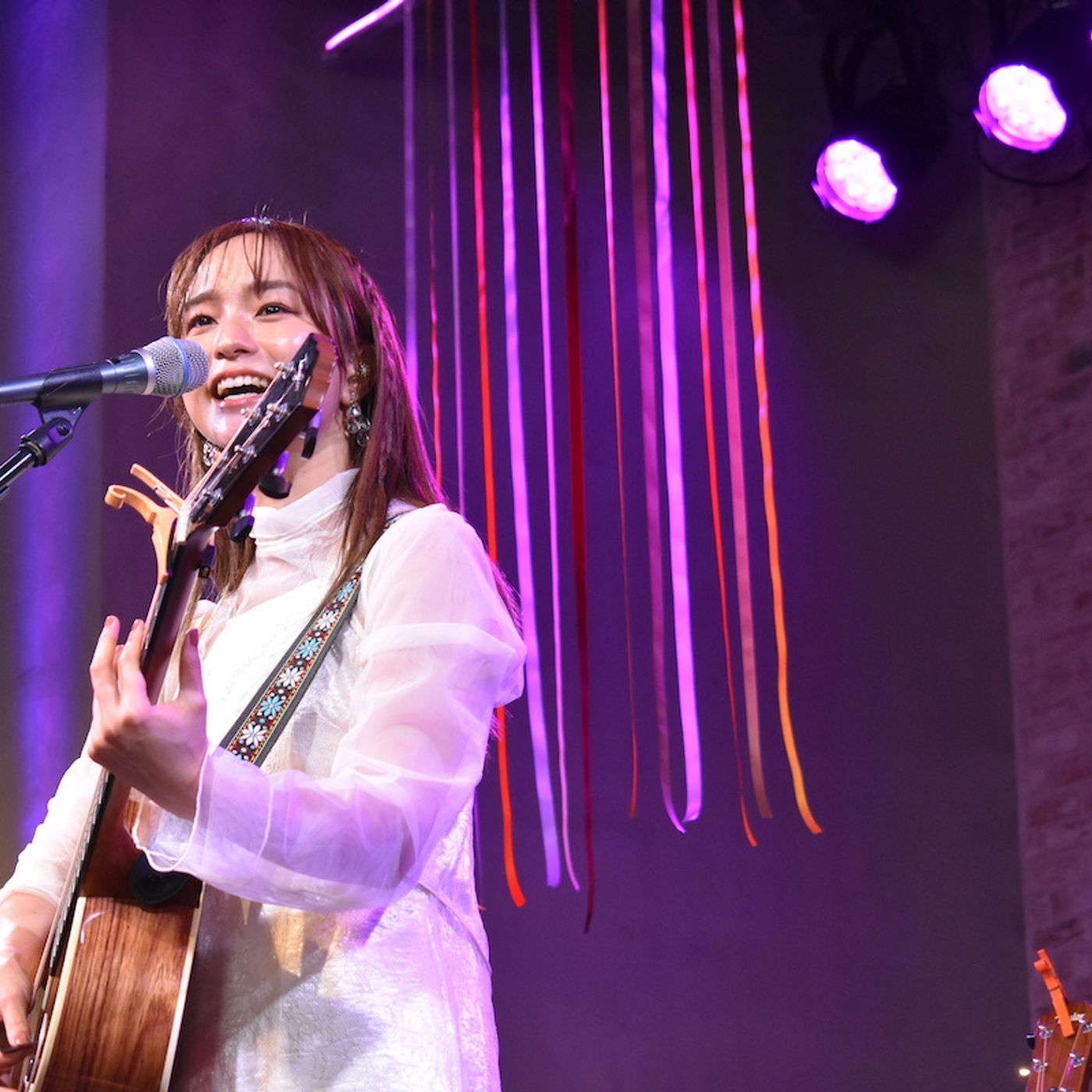 Leola、一人ひとりに伝える「歌い続けたい」という想い　10周年の感謝の気持ちを込めたアニバーサリーライブ episode artwork