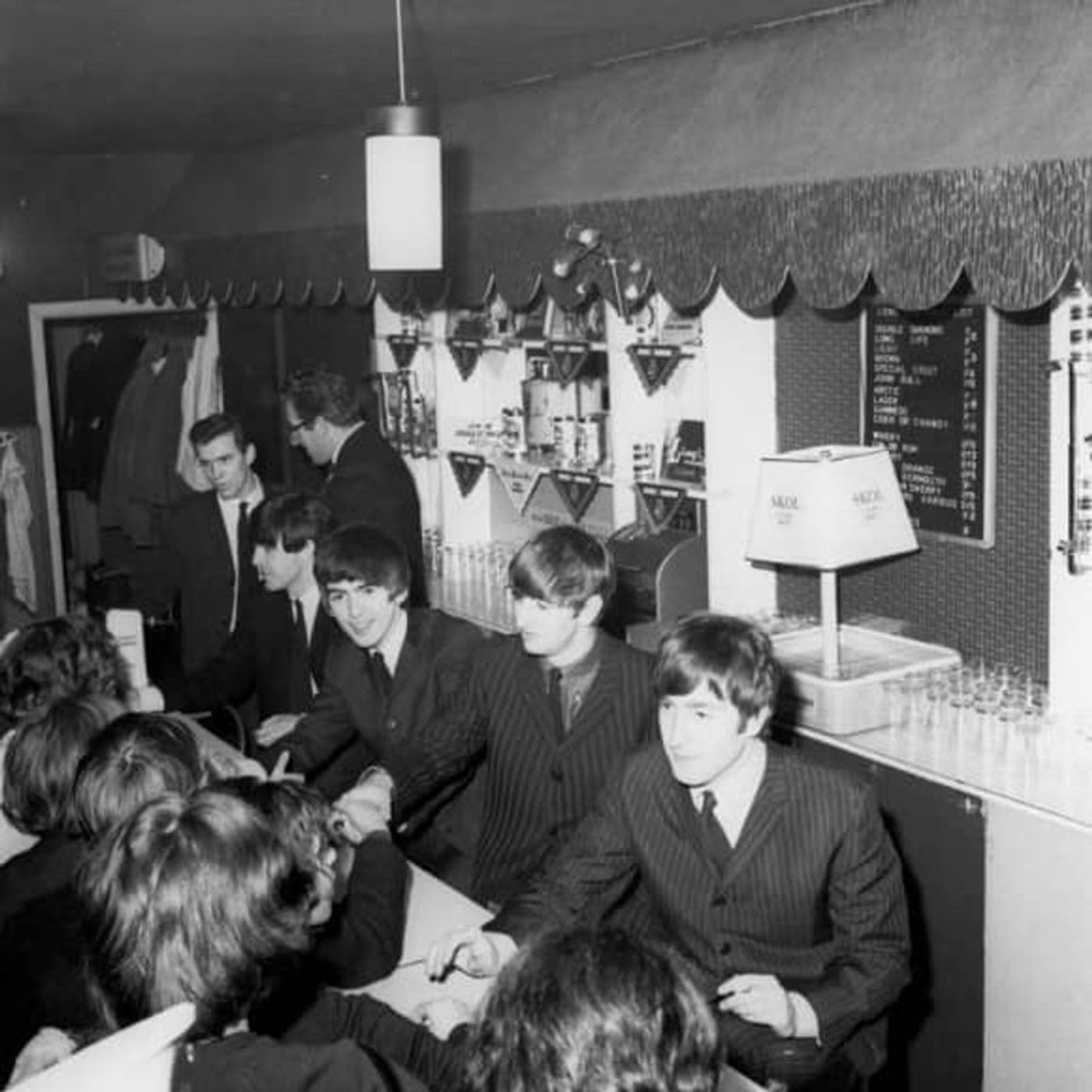 El Club de los Beatles: Sesiones de autógrafos episode artwork