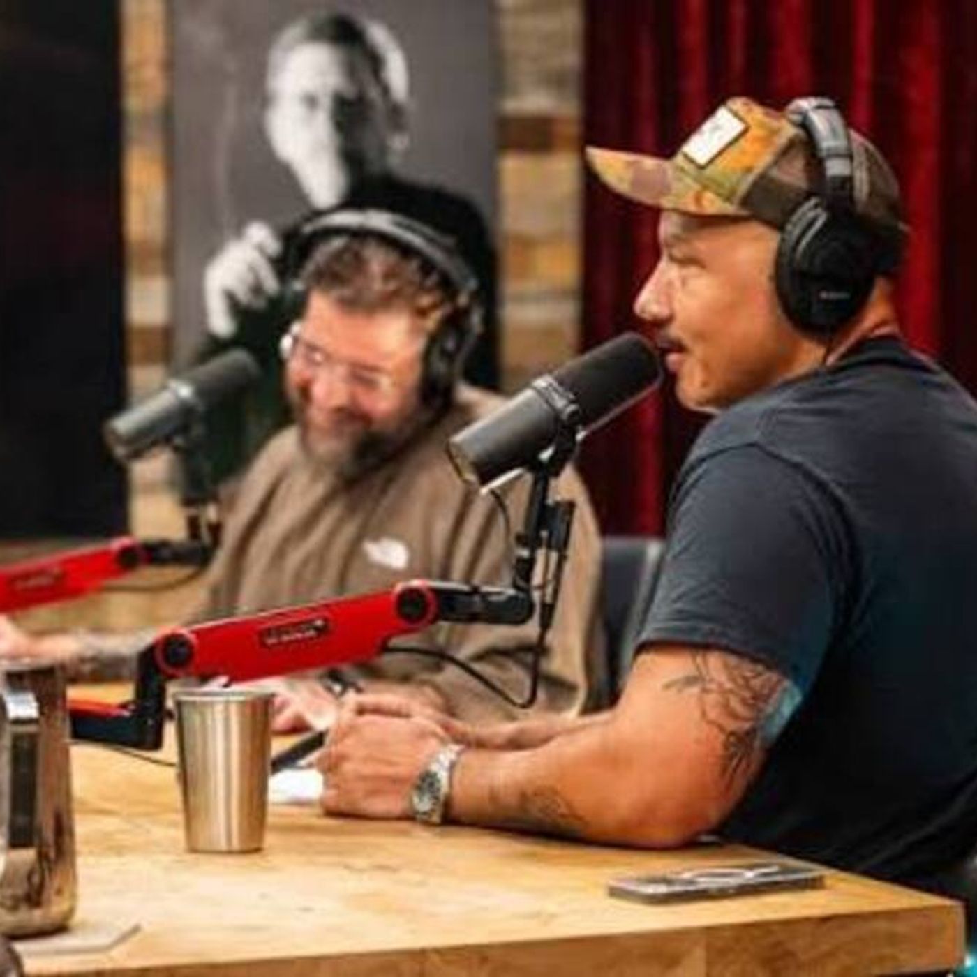 Joe Rogan Experience _2240 - Roger Avary _ Quentin Tarantino(M4A_128K) episode artwork