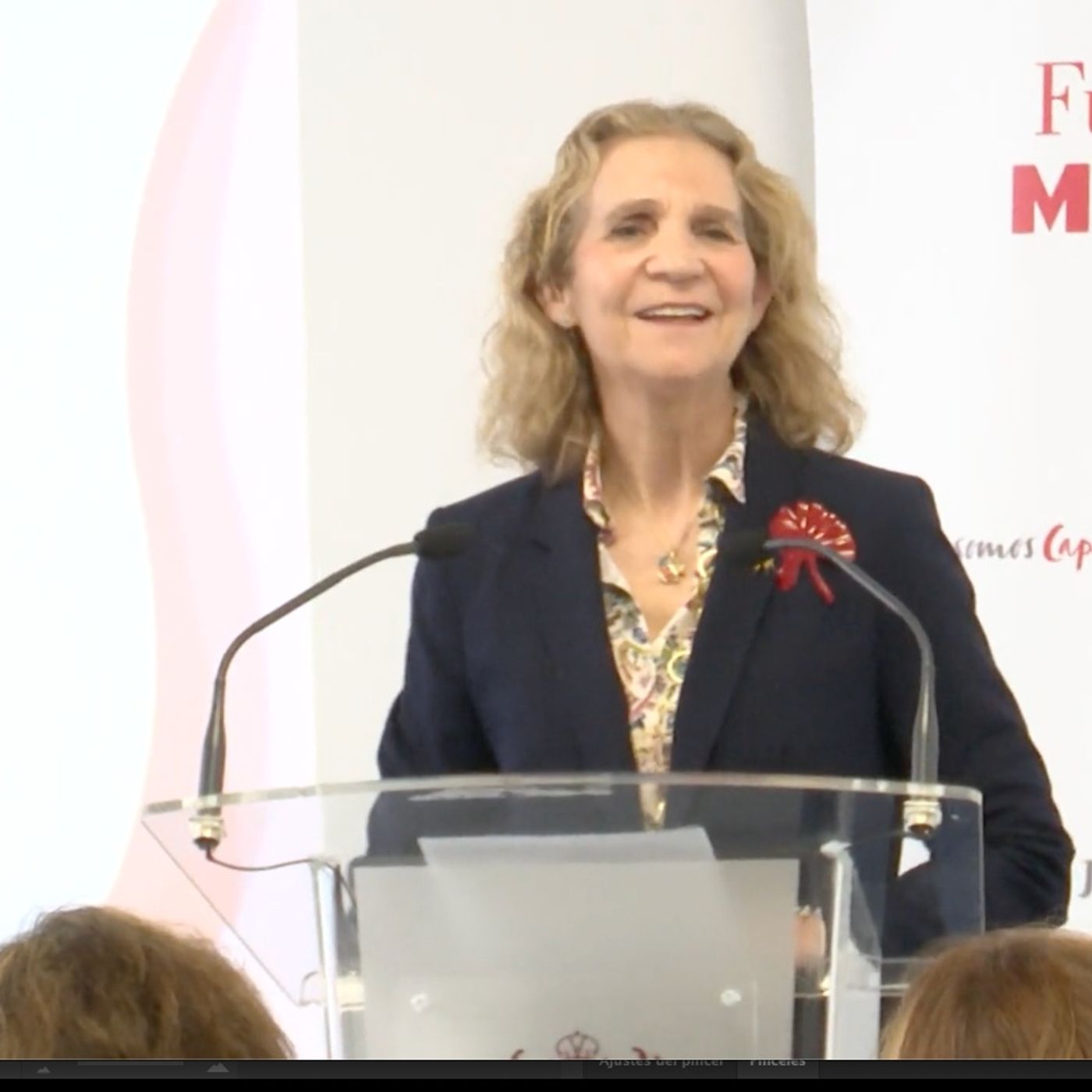 Crónica Rosa: La maniobra fallida de la biógrafa de Juan Carlos I para lavar la imagen de Elena de Borbón