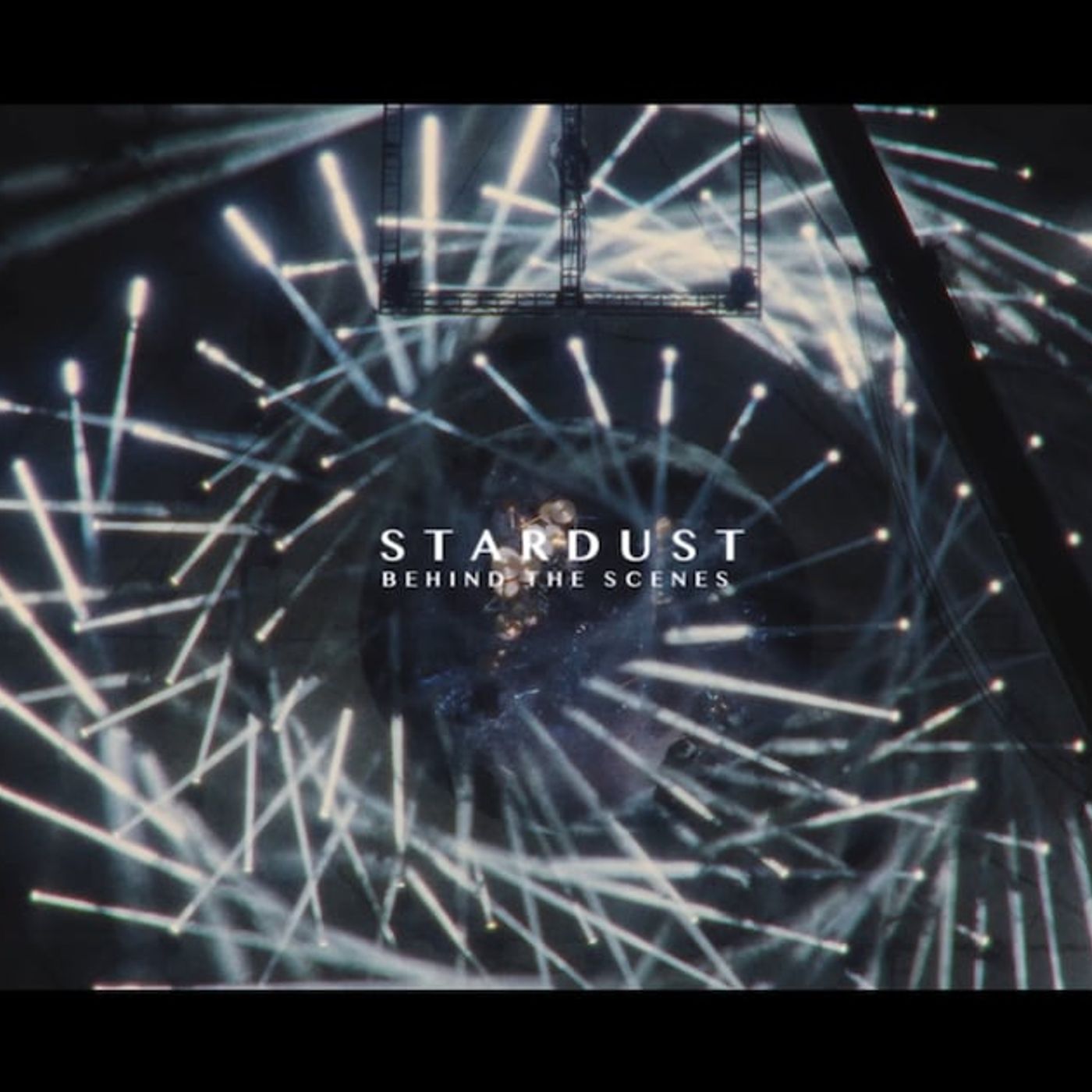 Official髭男dism「スターダスト」MVメイキング映像公開、堤真一主演ドラマ「GIFT」主題歌 - 音楽ナタリー episode artwork