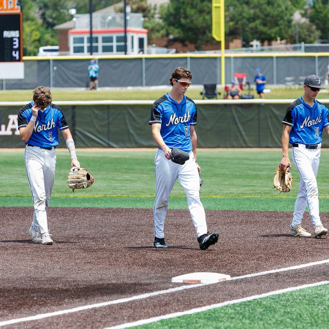 Joseph Mueller’s walk-off two-run single for Barrington ends St. Charles North’s run in sectional final episode artwork