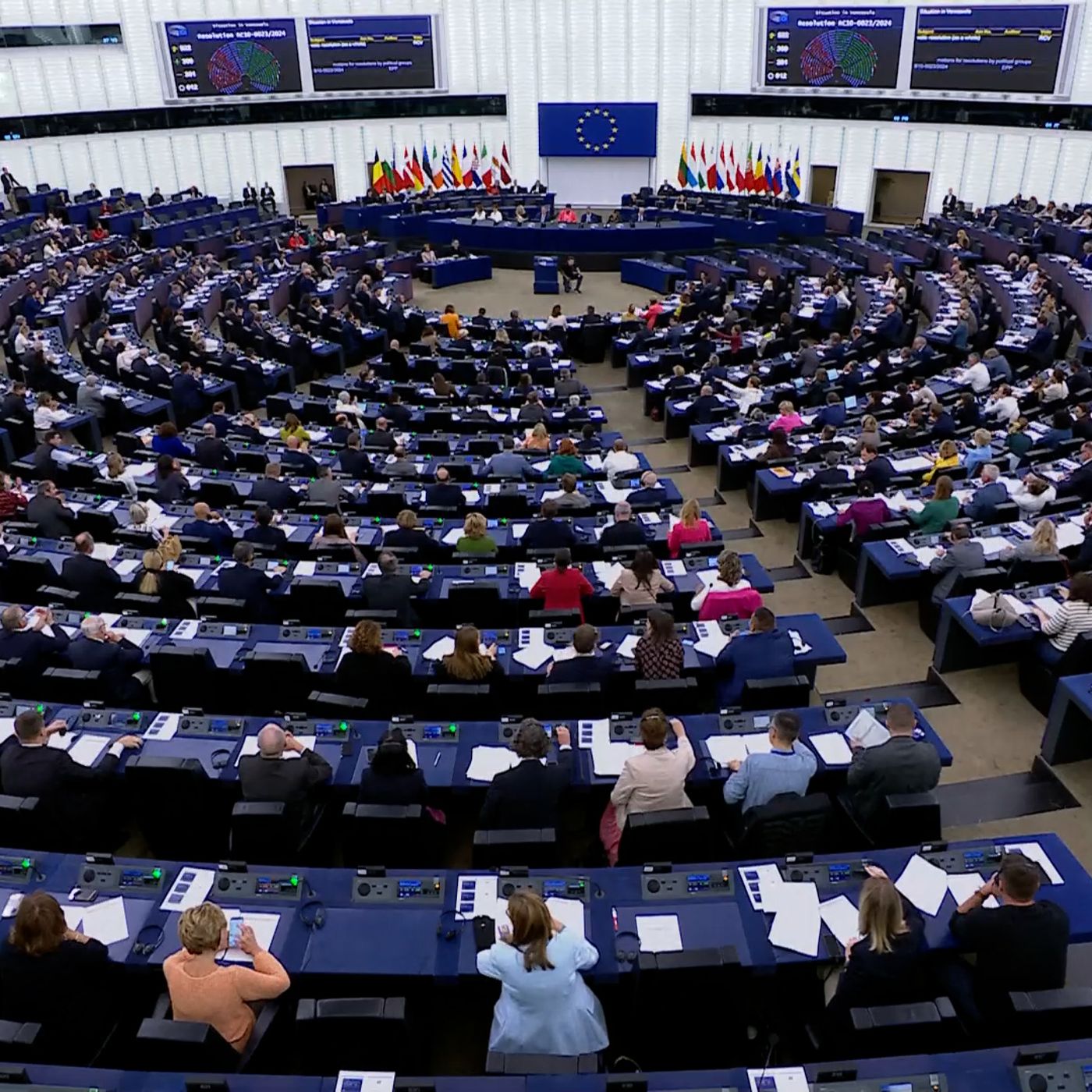 Las Noticias de La Mañana: Metsola recibe a jueces y fiscales por la huelga contra la ley Bolaños; PSOE UE les evita