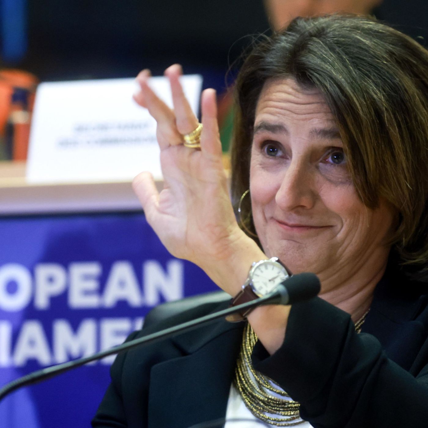 Reportajes en Es la Mañana: ¿Qué va a pasar con Teresa Ribera?