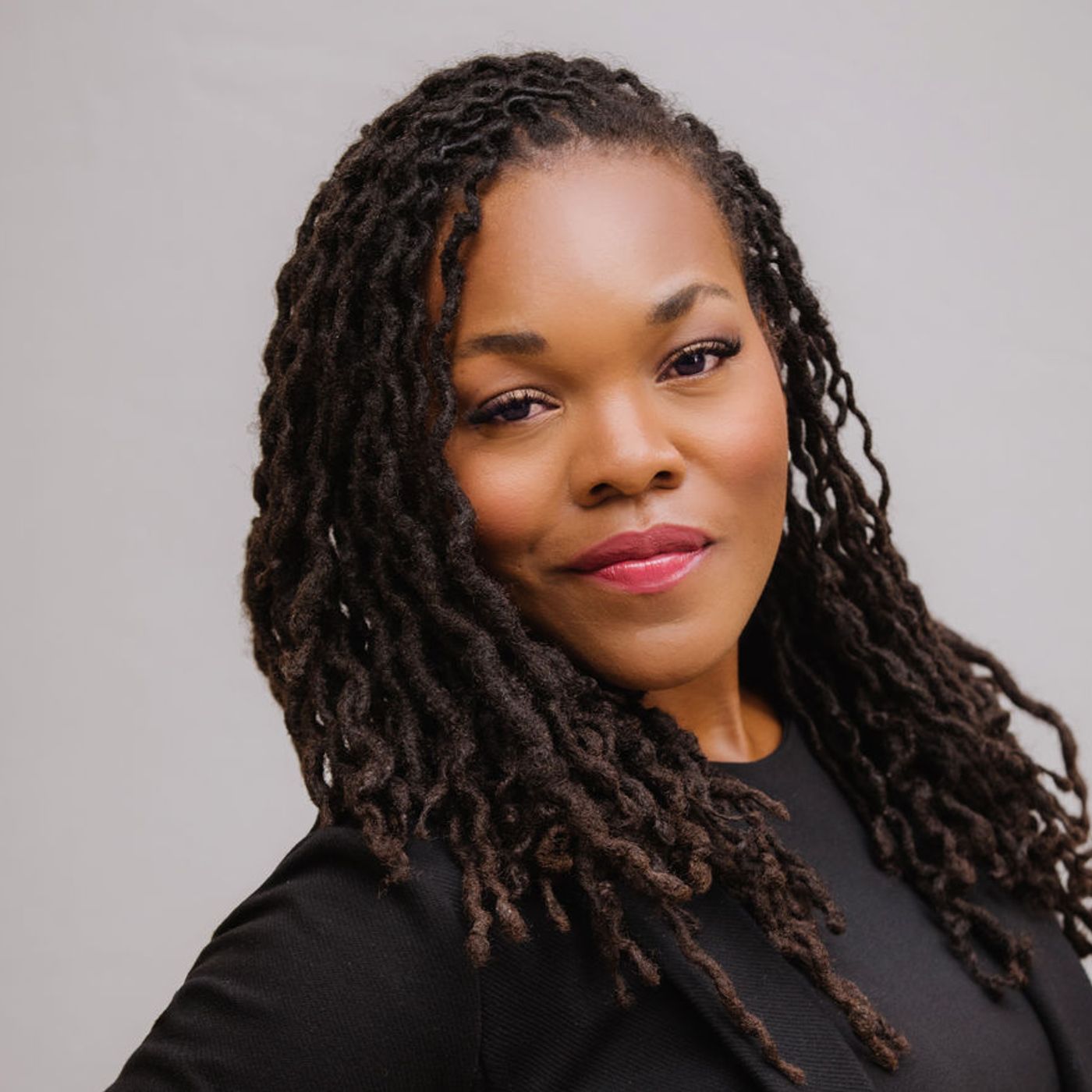 Author Aundrea DeMille talks about her latest book “Is It Racism? How to Heal the Human Divide” ! episode artwork
