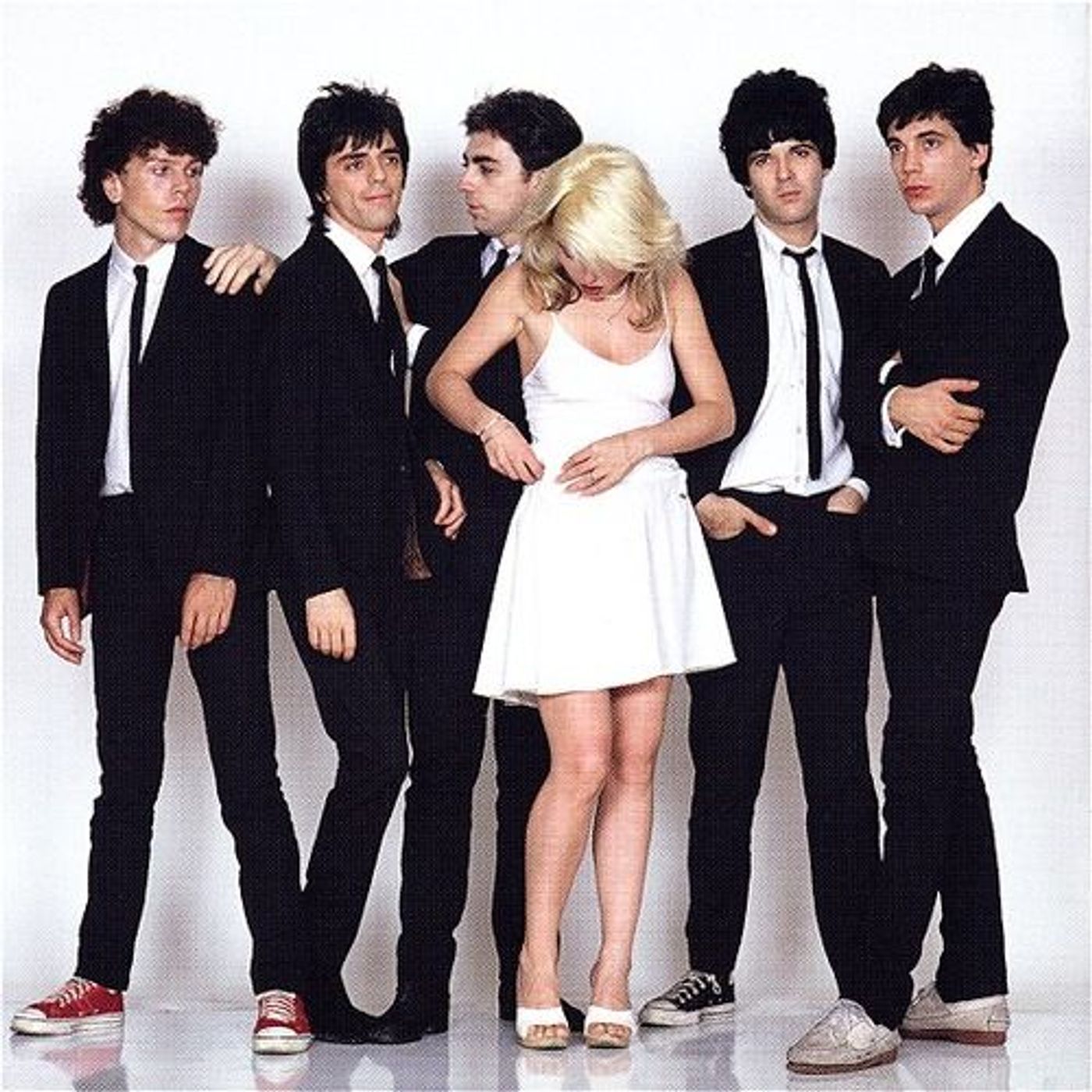 Classicos do Rock o Podcast #1321 #blondie #GnFnR #whatif #stayhome #wearamask #xbox #laremesamala #rickandmorty #loki Classicos do Rock o Podcast #1321 #blondie #GnFnR #whatif #stayhome #wearamask #xbox #laremesamala #rickandmorty #loki