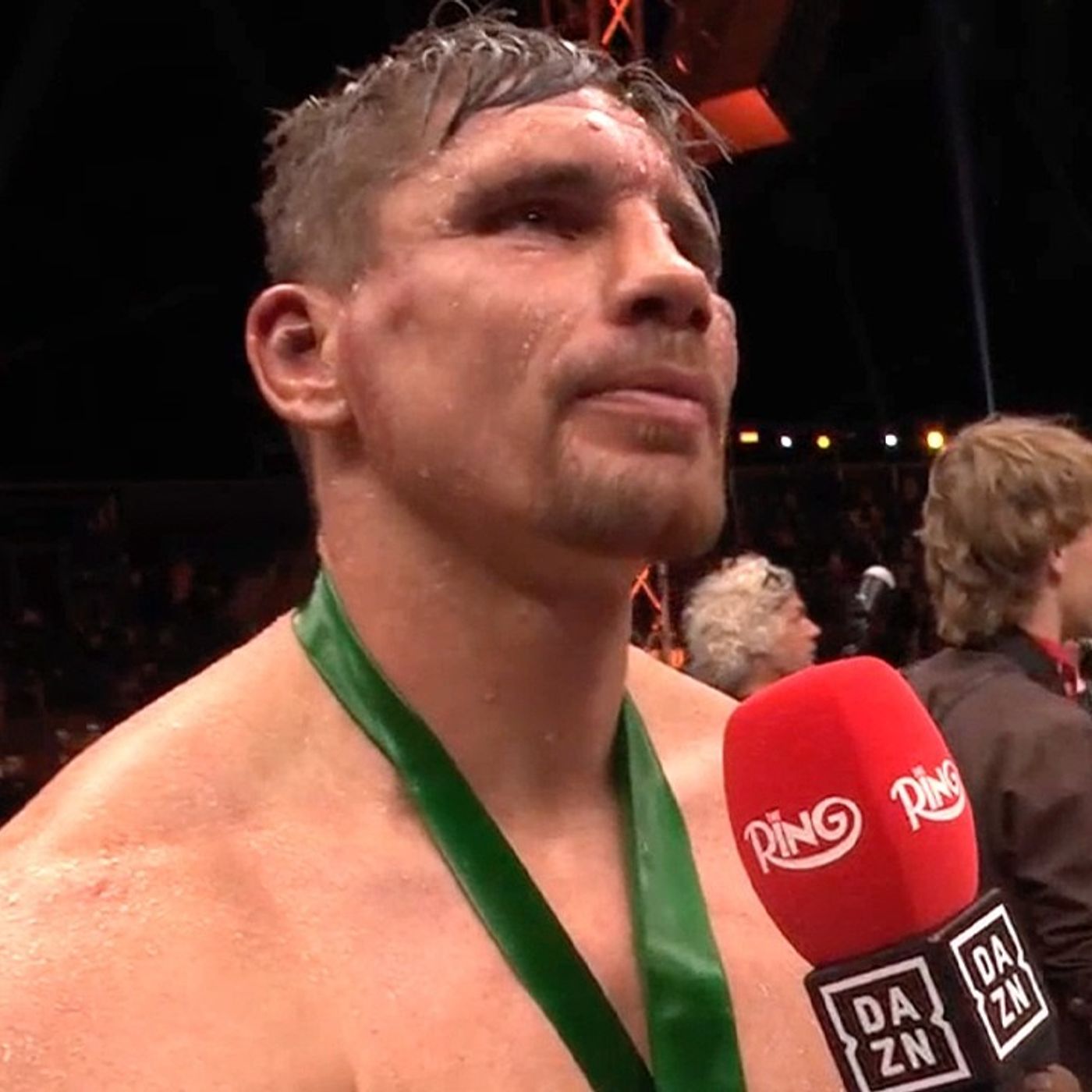 Rico Verhoeven Reacts to Controversial Stoppage vs. Oleksandr Usyk episode artwork