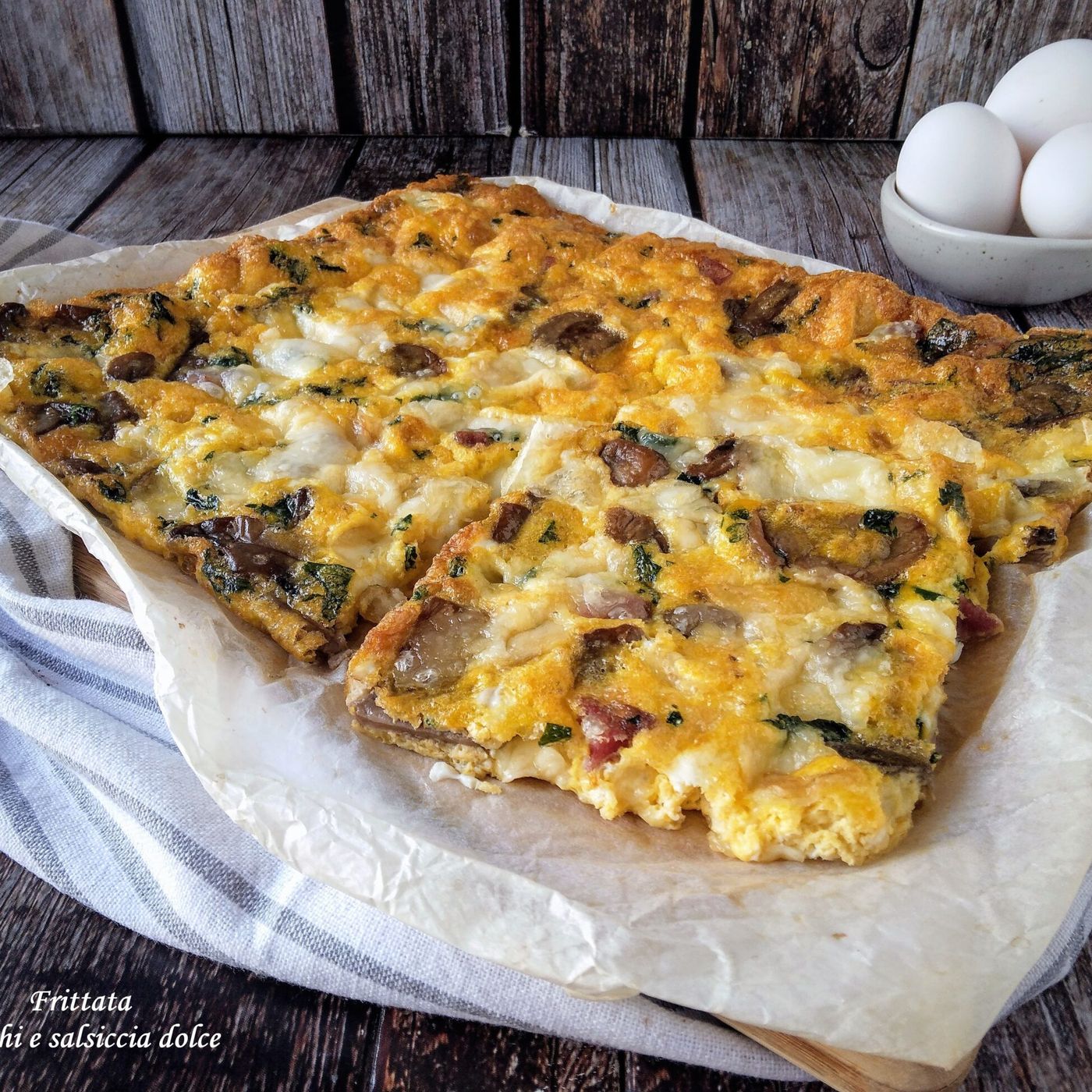 Frittata funghi e salsiccia al forno episode artwork